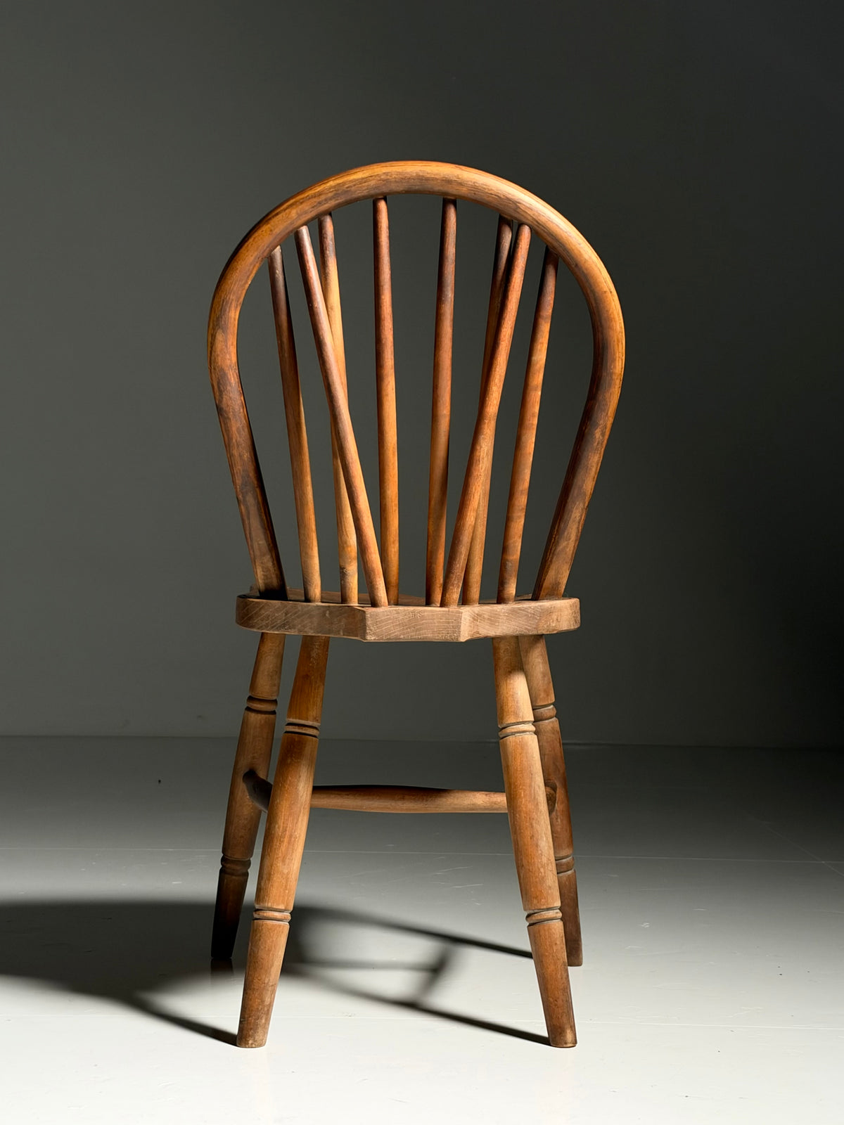 Set of 6 English Windsor chairs