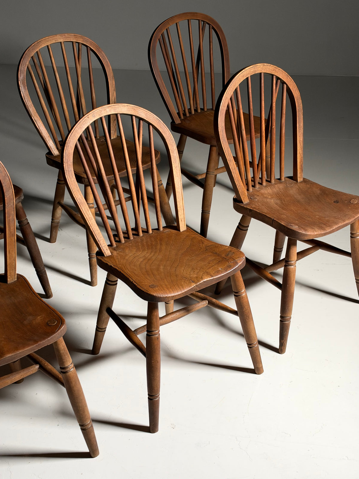 Set of 6 English Windsor chairs