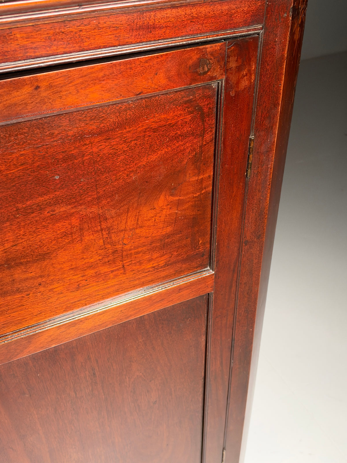 19th century English mahogany corner cabinet
