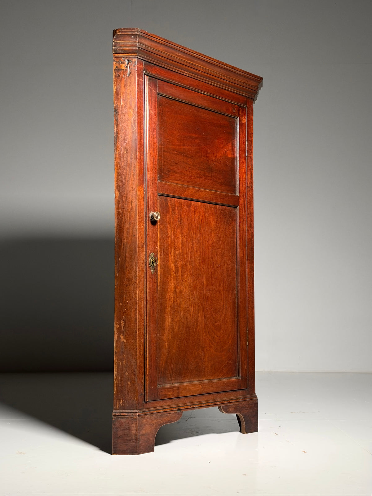 19th century English mahogany corner cabinet
