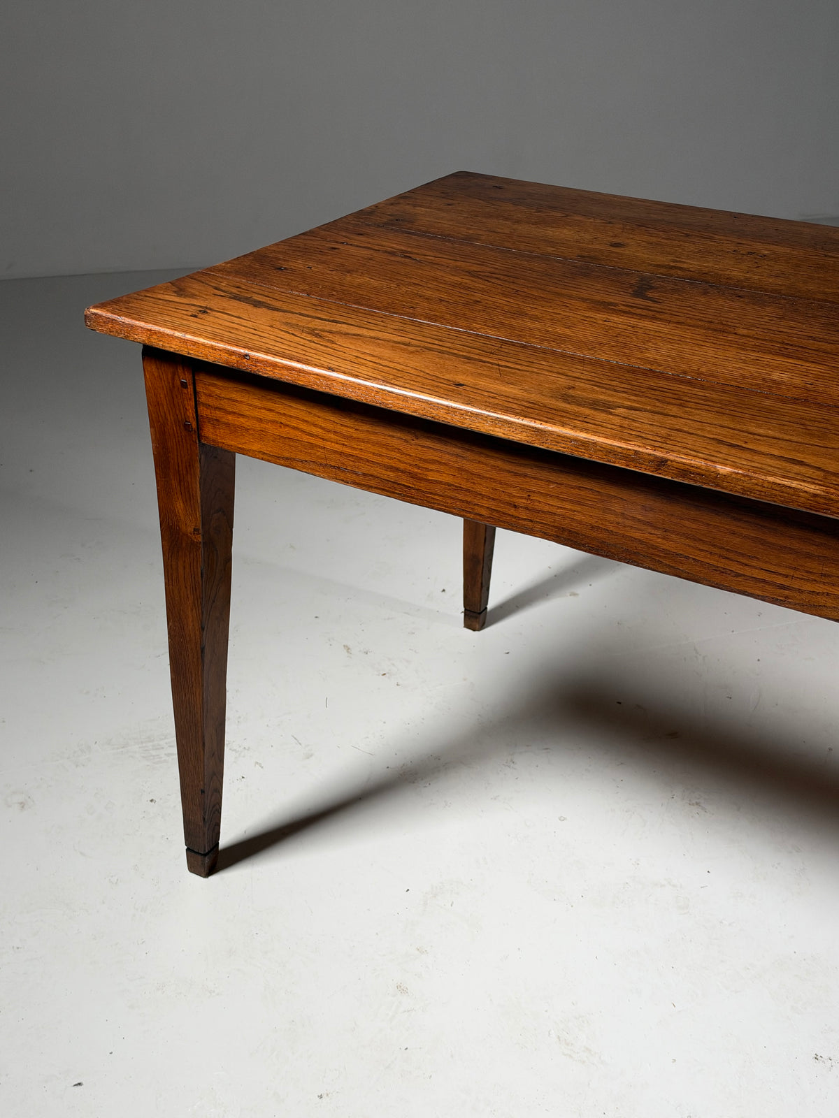 19th century French dining table, 186 cm