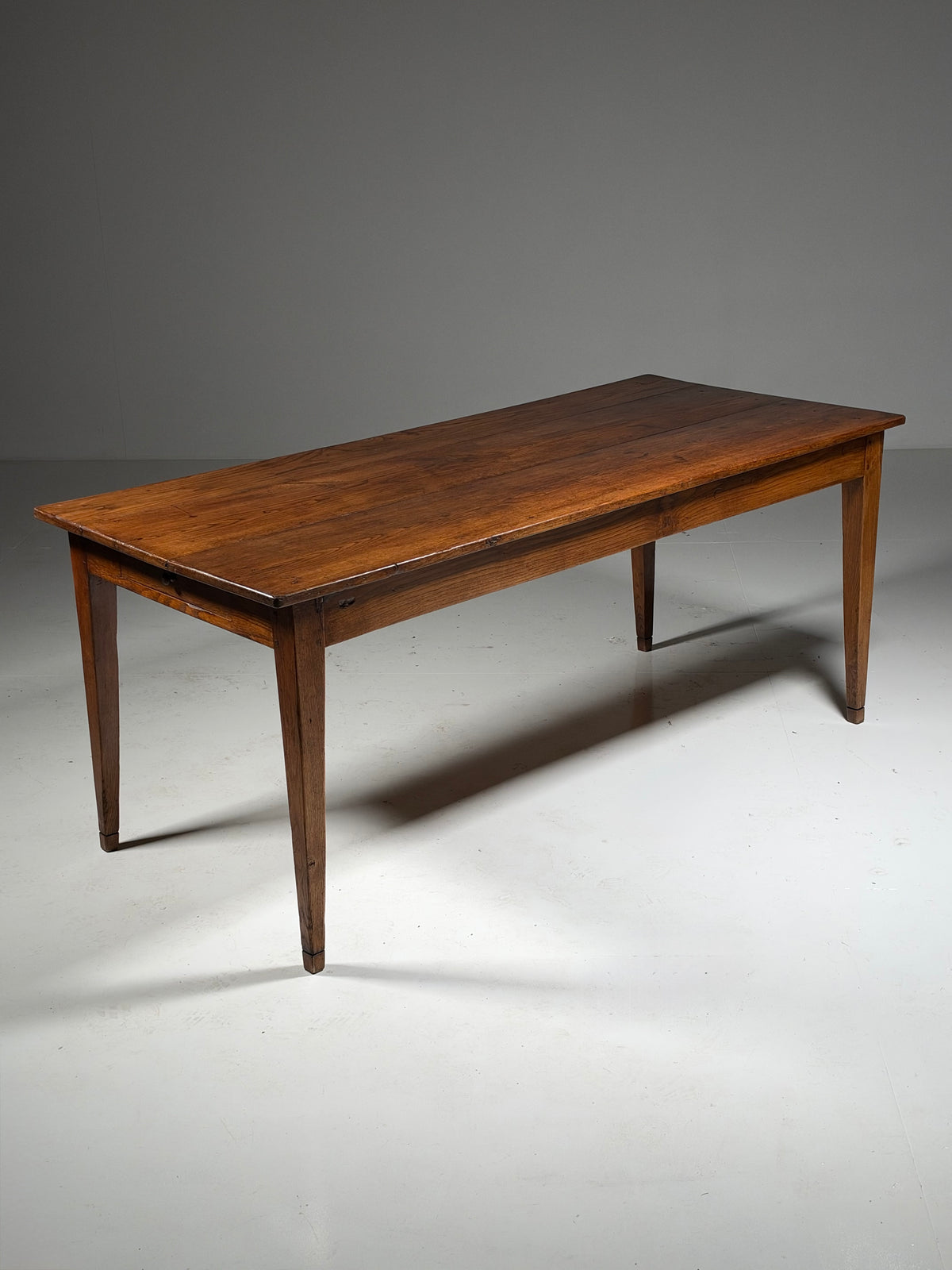 19th century French dining table, 186 cm