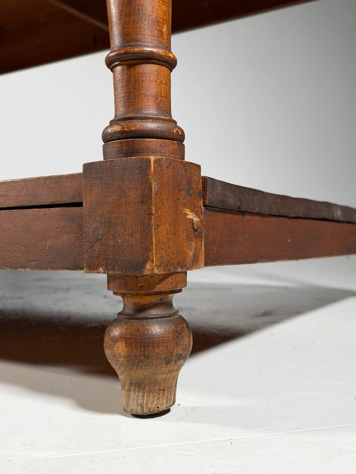 Belgische draper table ca. 1920