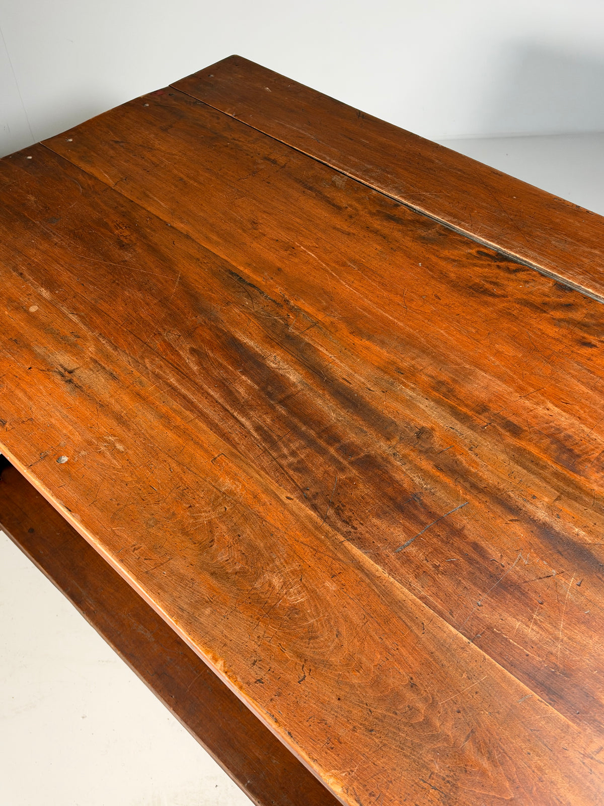 Belgische draper table ca. 1920