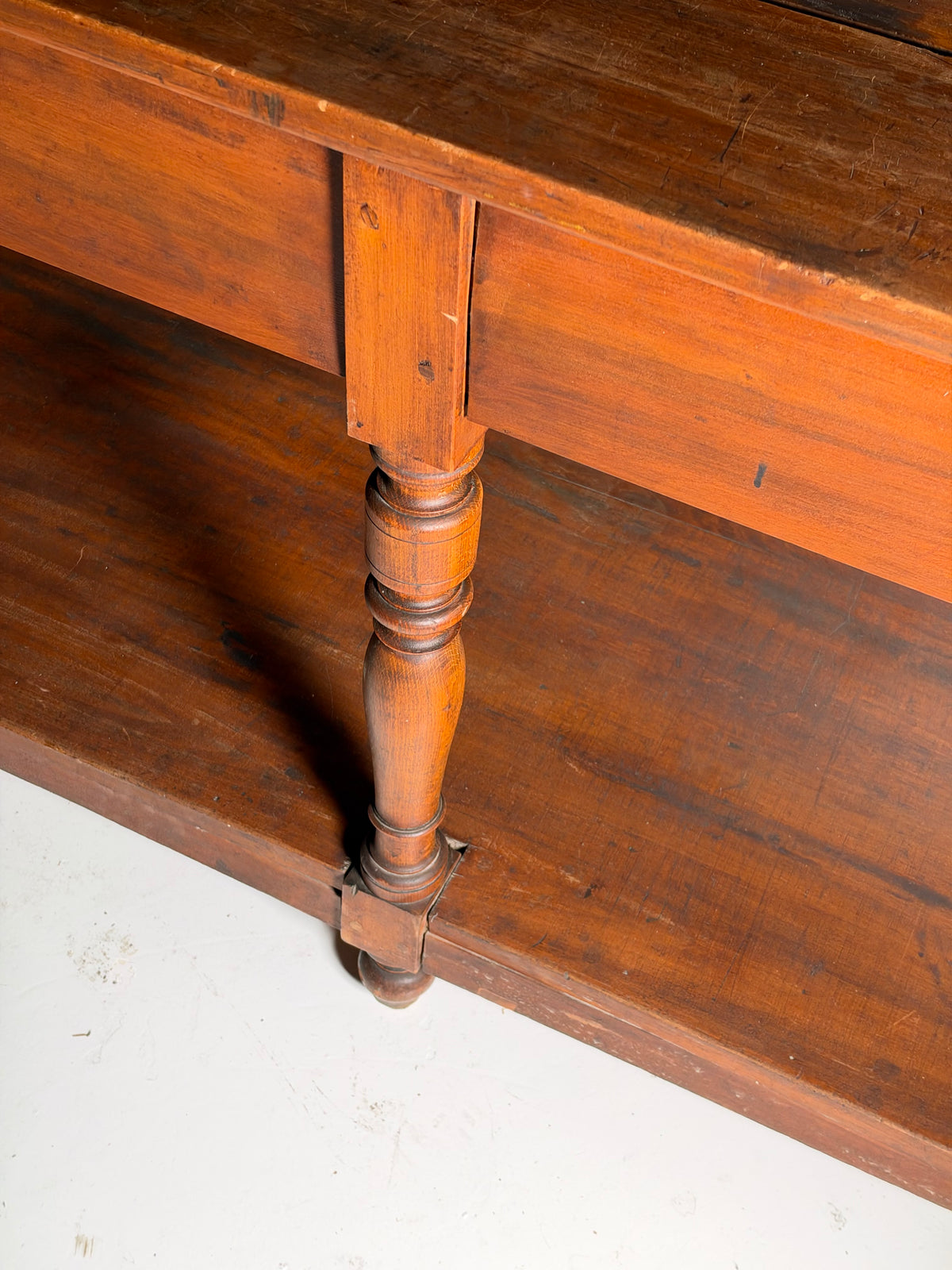 Belgische draper table ca. 1920