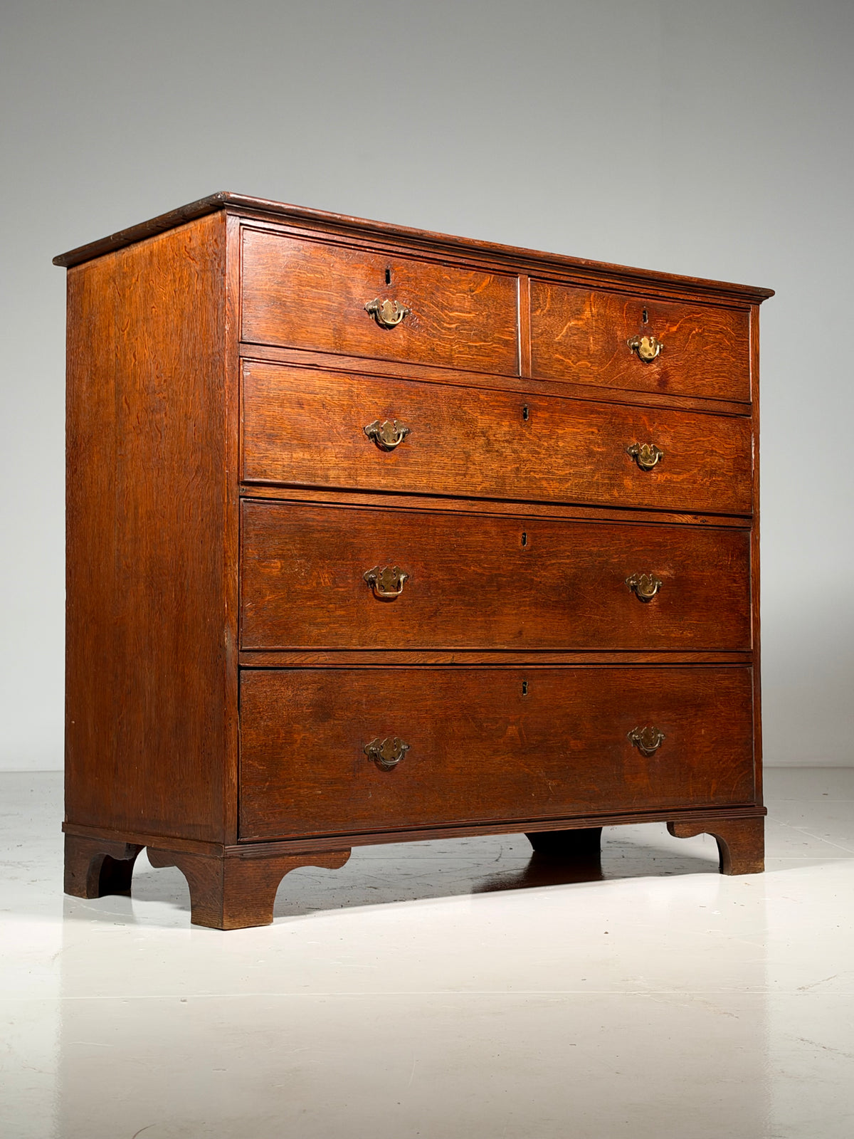 19th century English oak chest of drawers