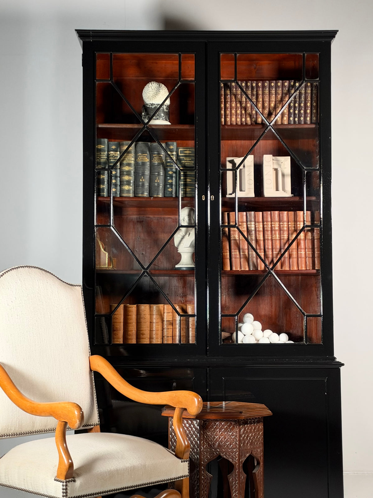 English bookcase black, c. 1880
