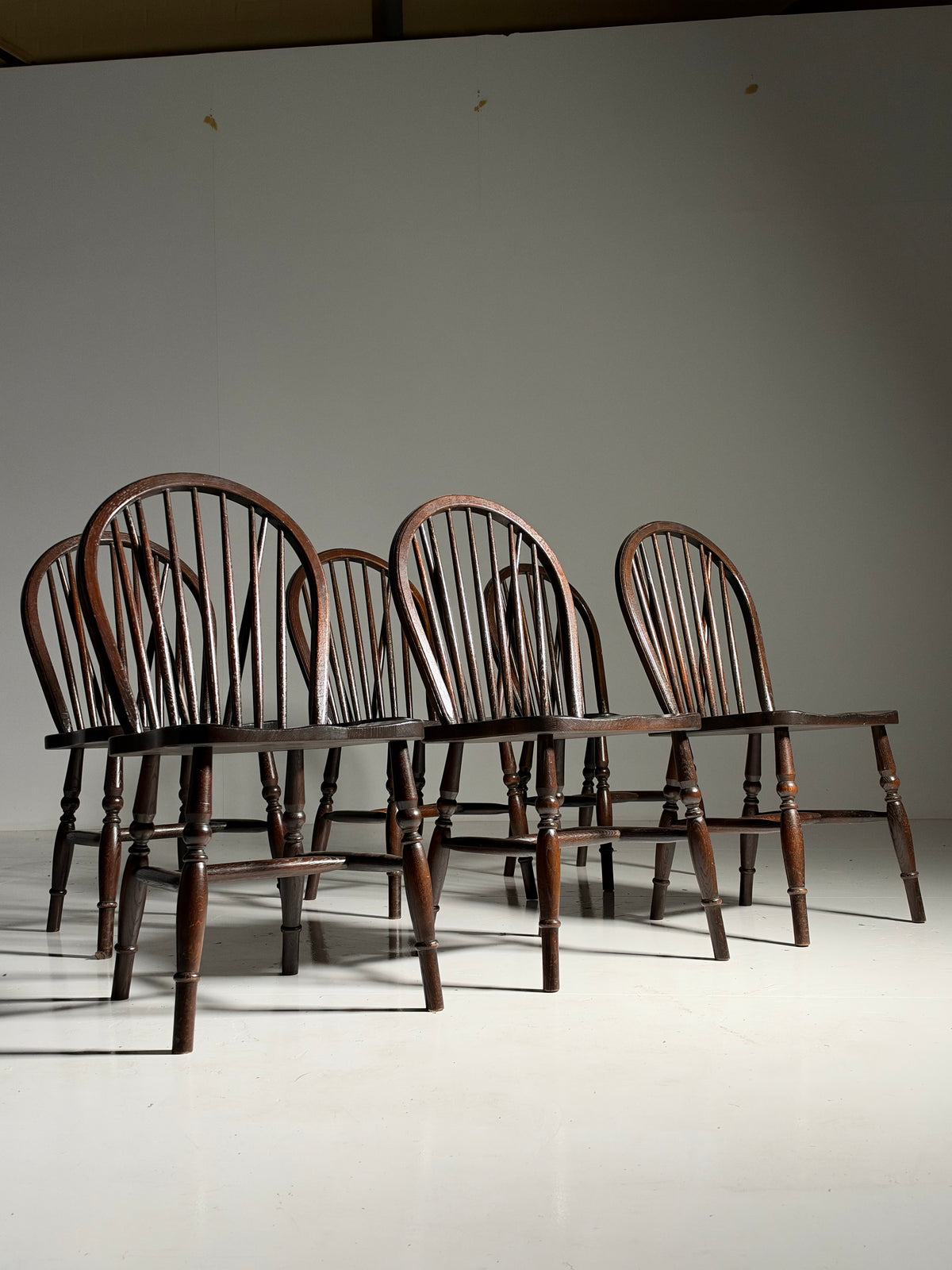 Set of 6 English Windsor chairs