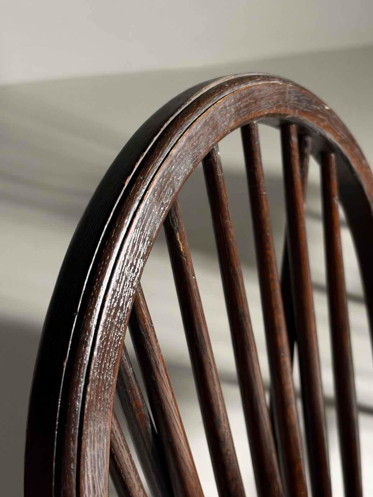 Set of 6 English Windsor chairs
