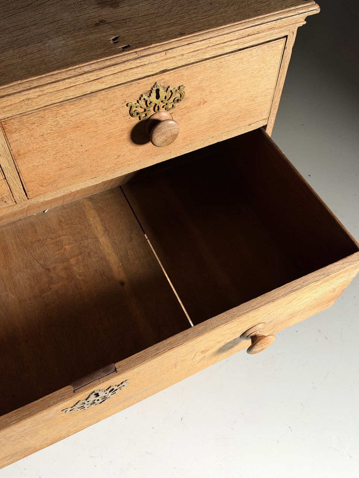 19th century English oak chest of drawers