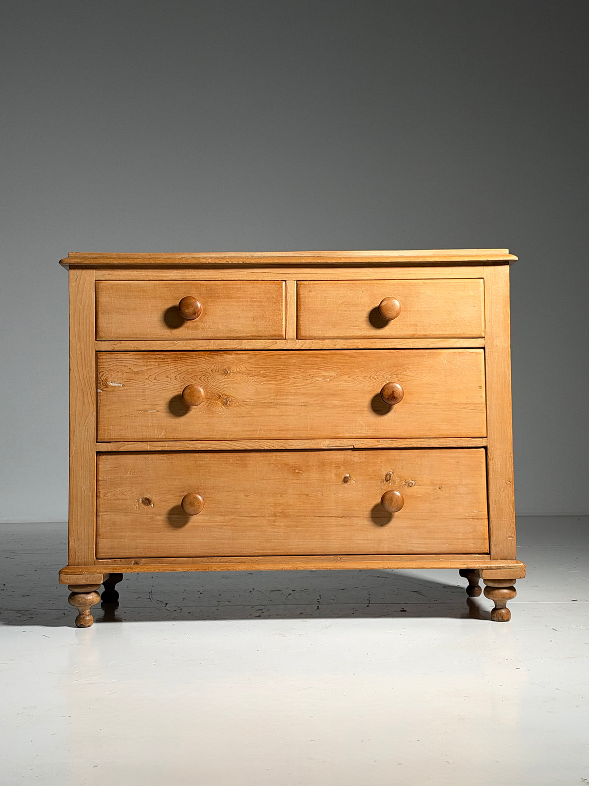 19th century English pine chest of drawers