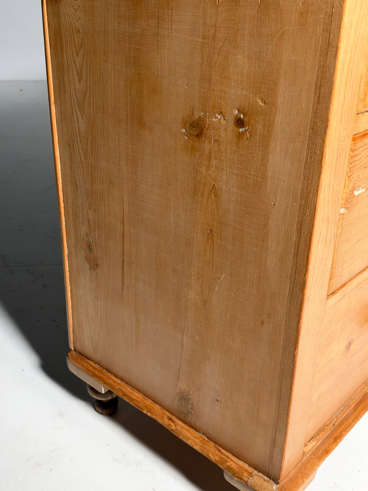 19th century English pine chest of drawers