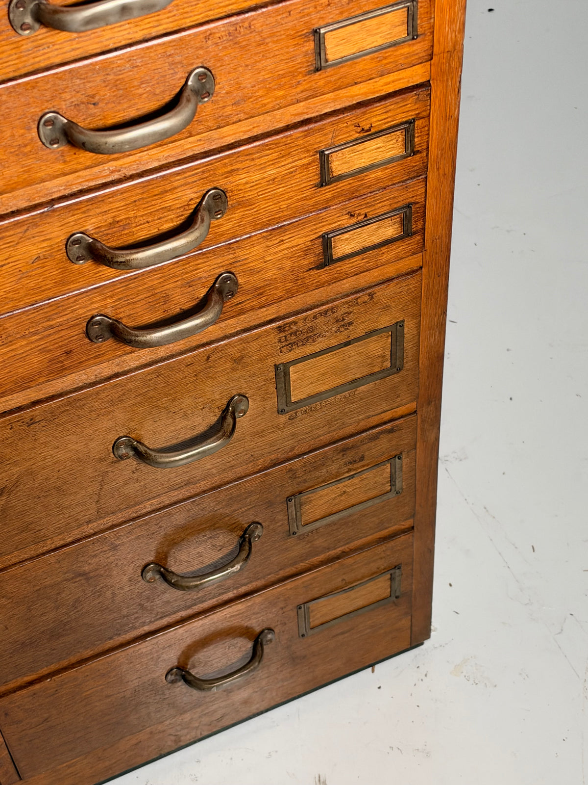 Pharmacy chest of drawers, 1960
