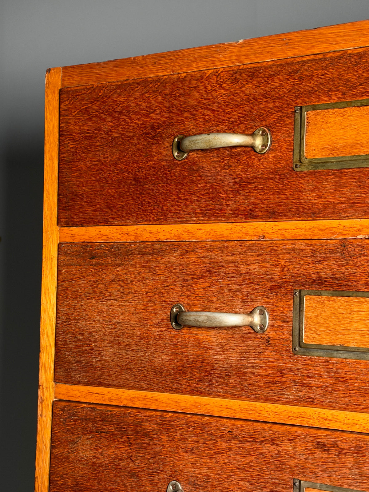 Pharmacy chest of drawers, 1960
