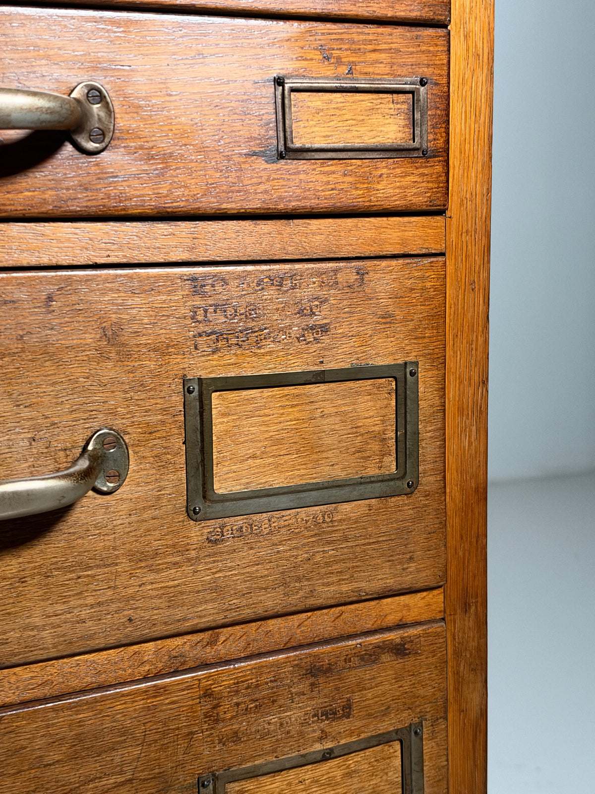 Pharmacy chest of drawers, 1960
