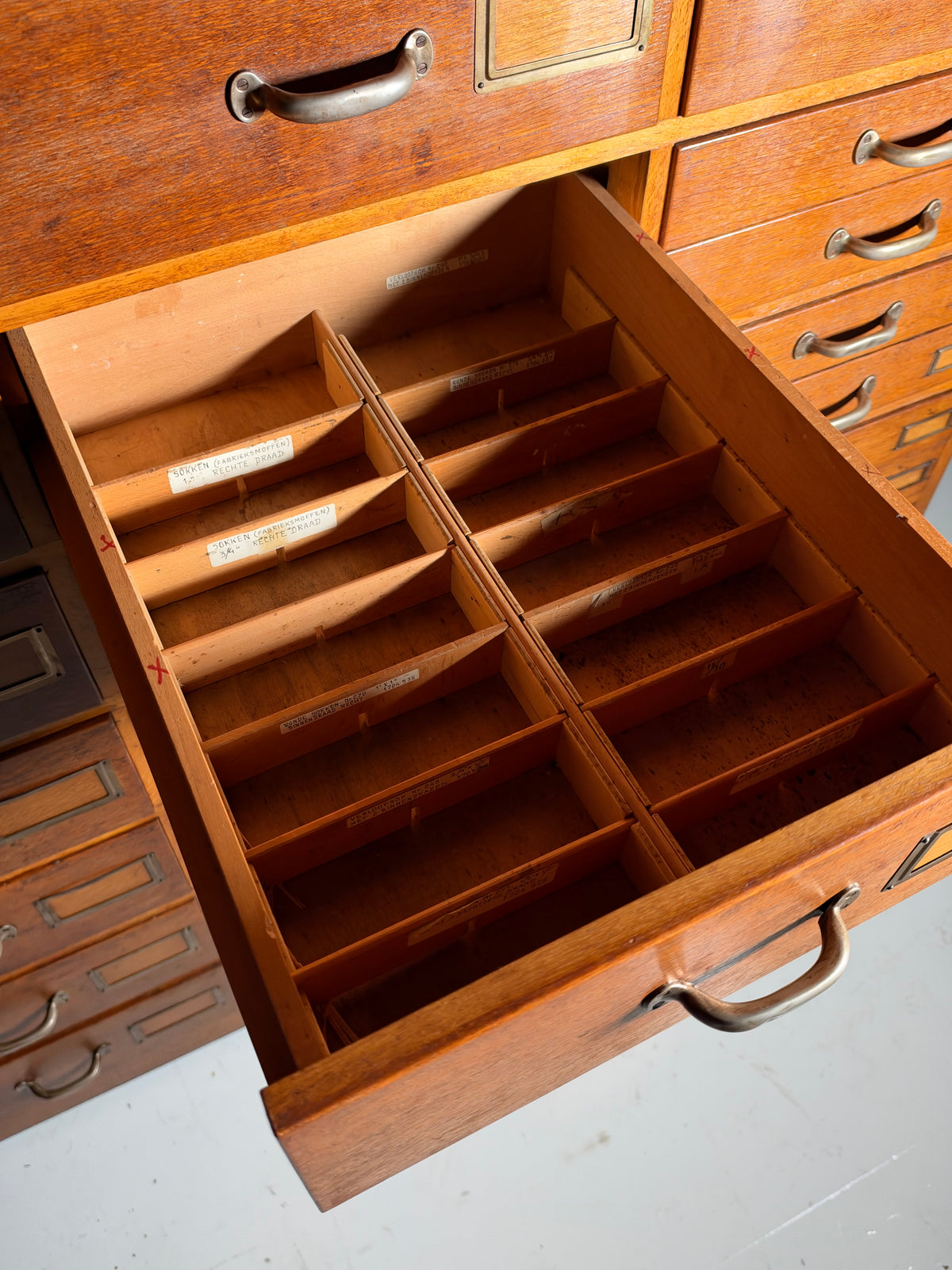 Pharmacy chest of drawers, 1960