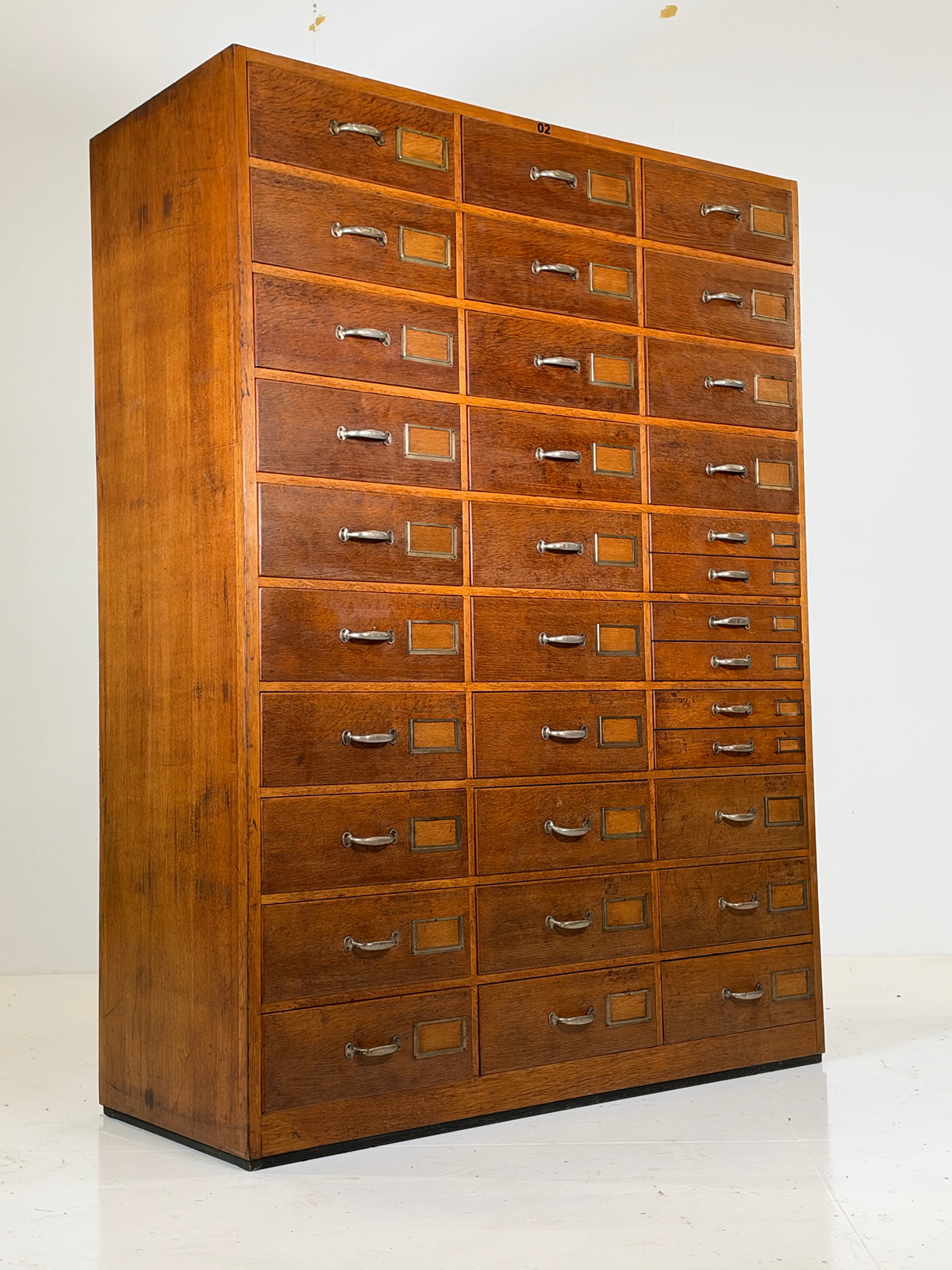 Pharmacy chest of drawers, 1960