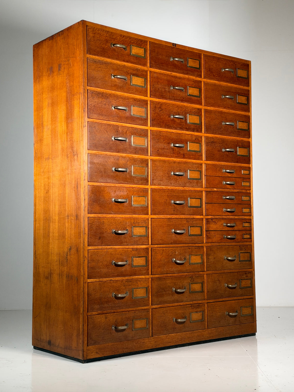 Pharmacy chest of drawers, 1960