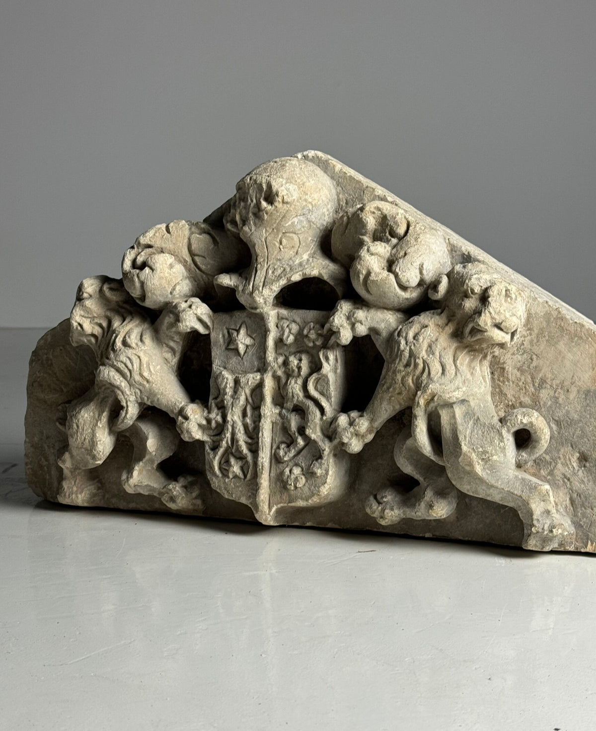 Hand Carved Limestone Coat of Arms, Dutch or Flemish, 18th Century, photo 13