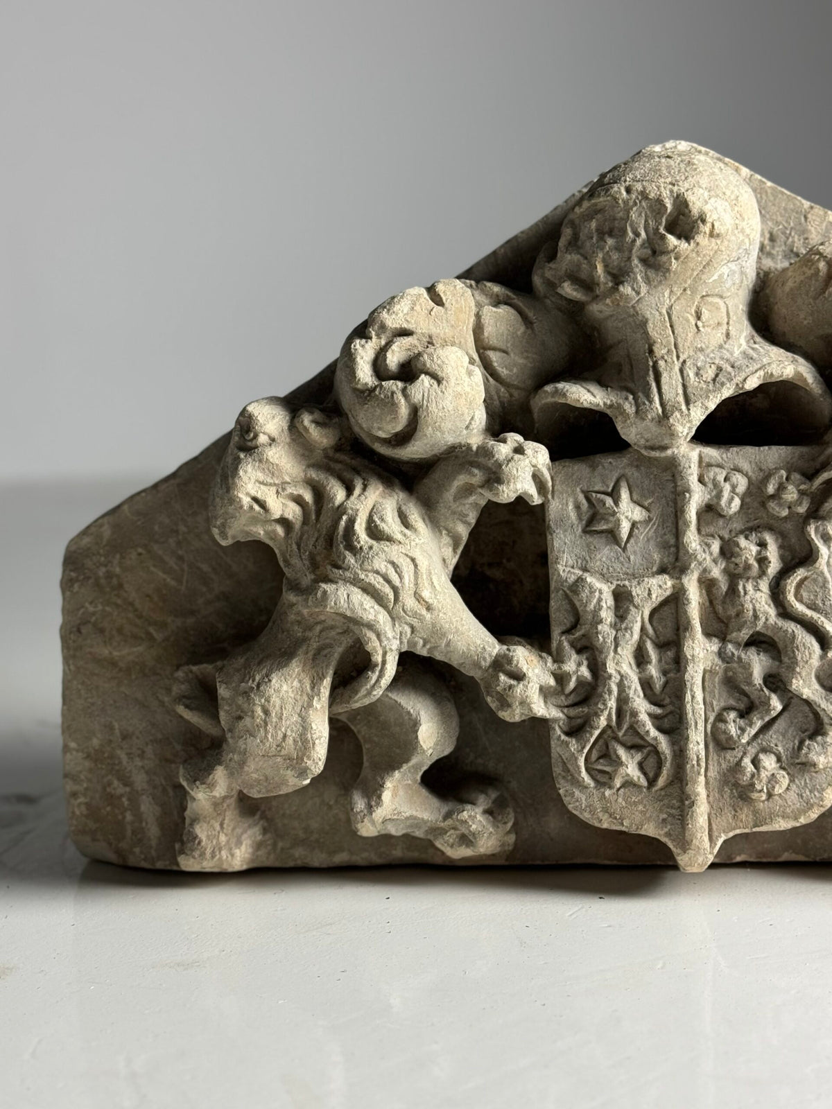 Hand Carved Limestone Coat of Arms, Dutch or Flemish, 18th Century, photo 10