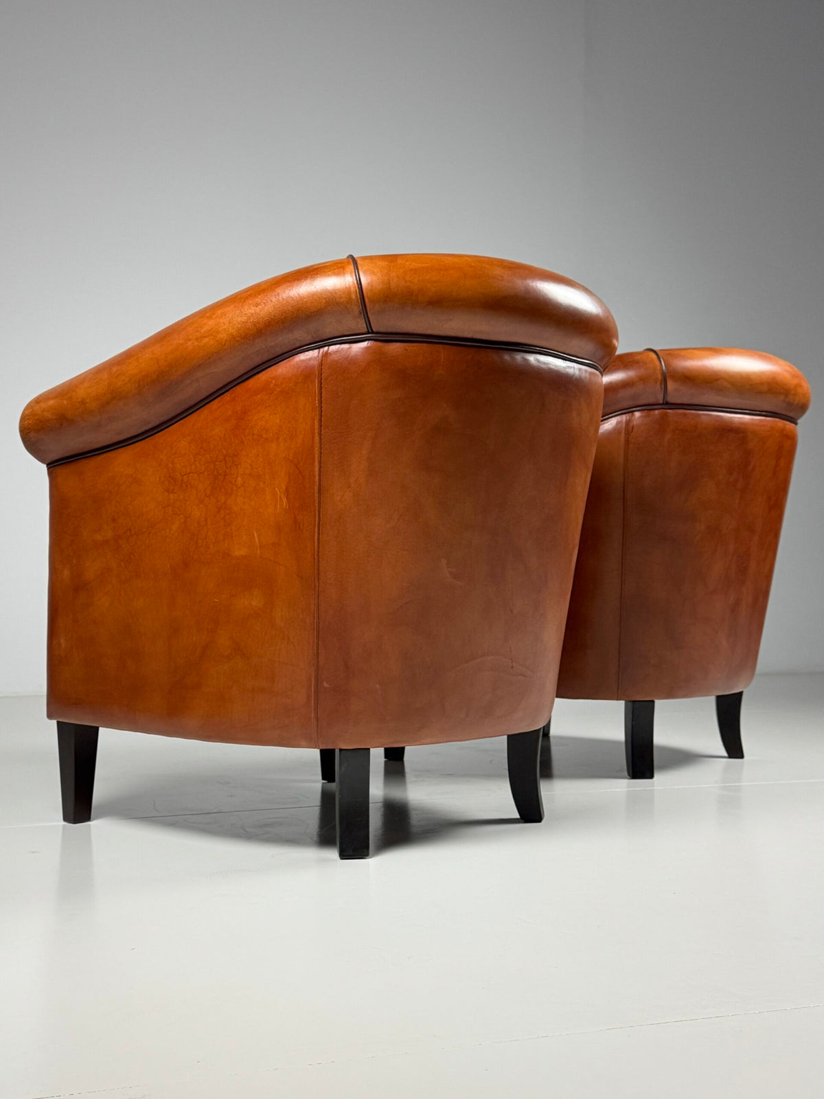 Pair of Sheepskin Club Armchairs in New Condition, photo 6