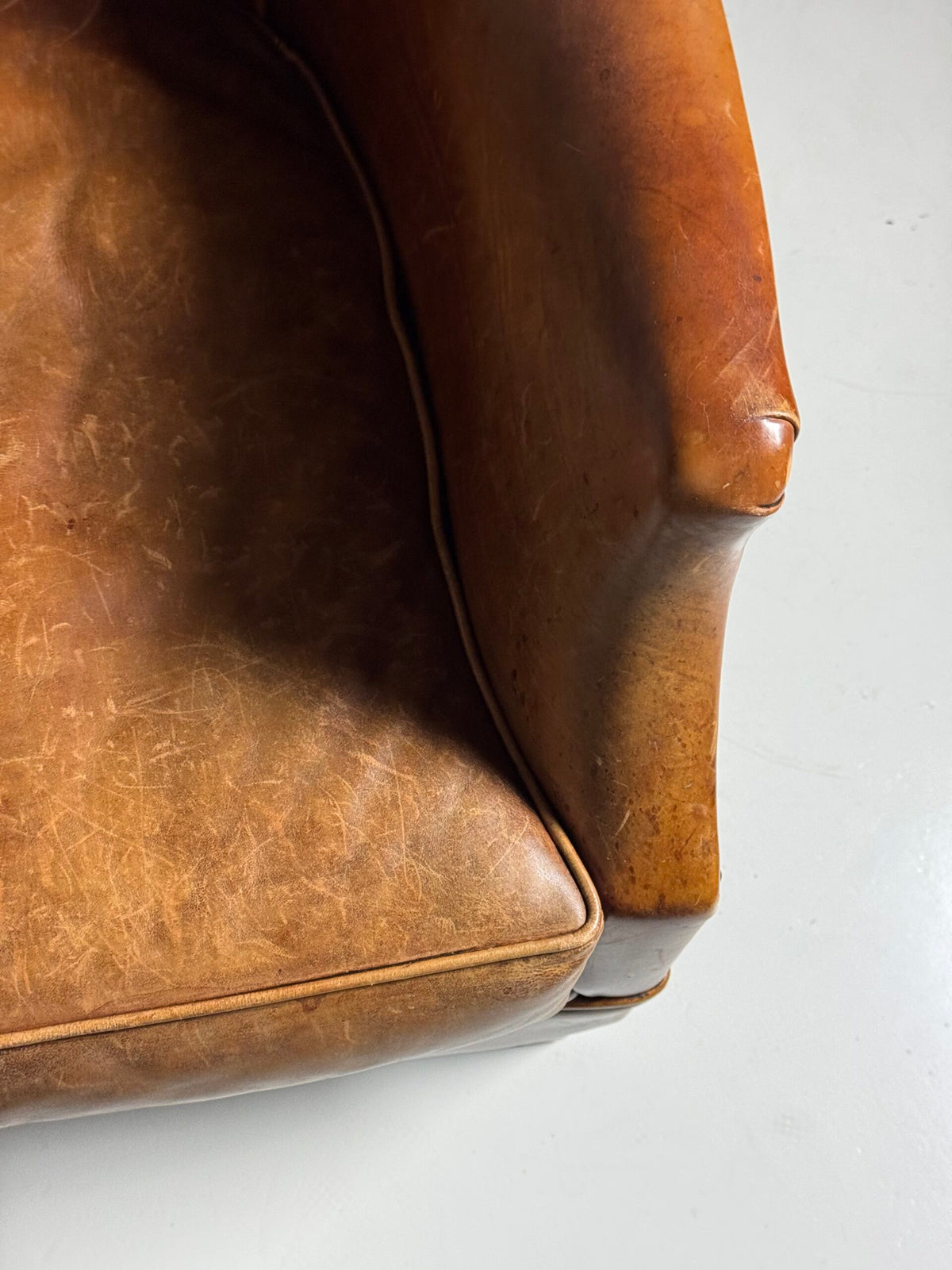 Sheepskin Club Chair in Country House Style, photo 10
