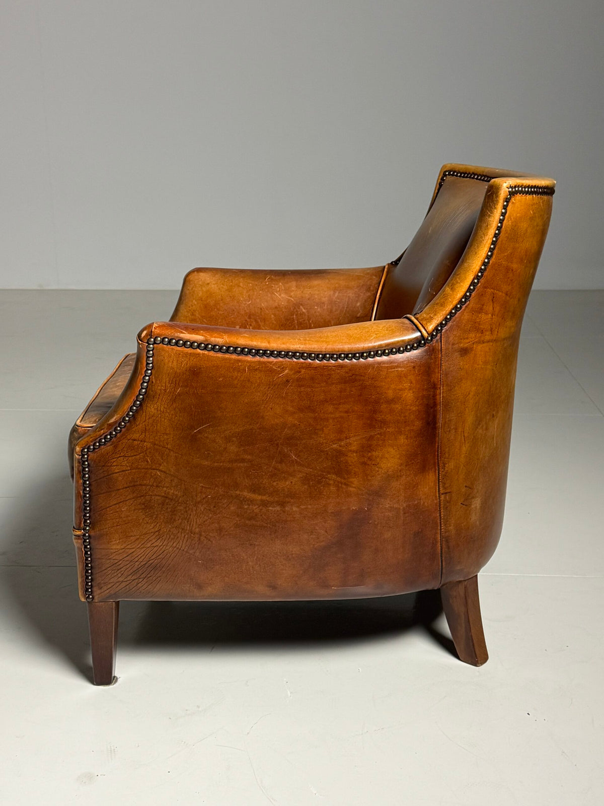 Sheepskin Club Chair in Country House Style, photo 6
