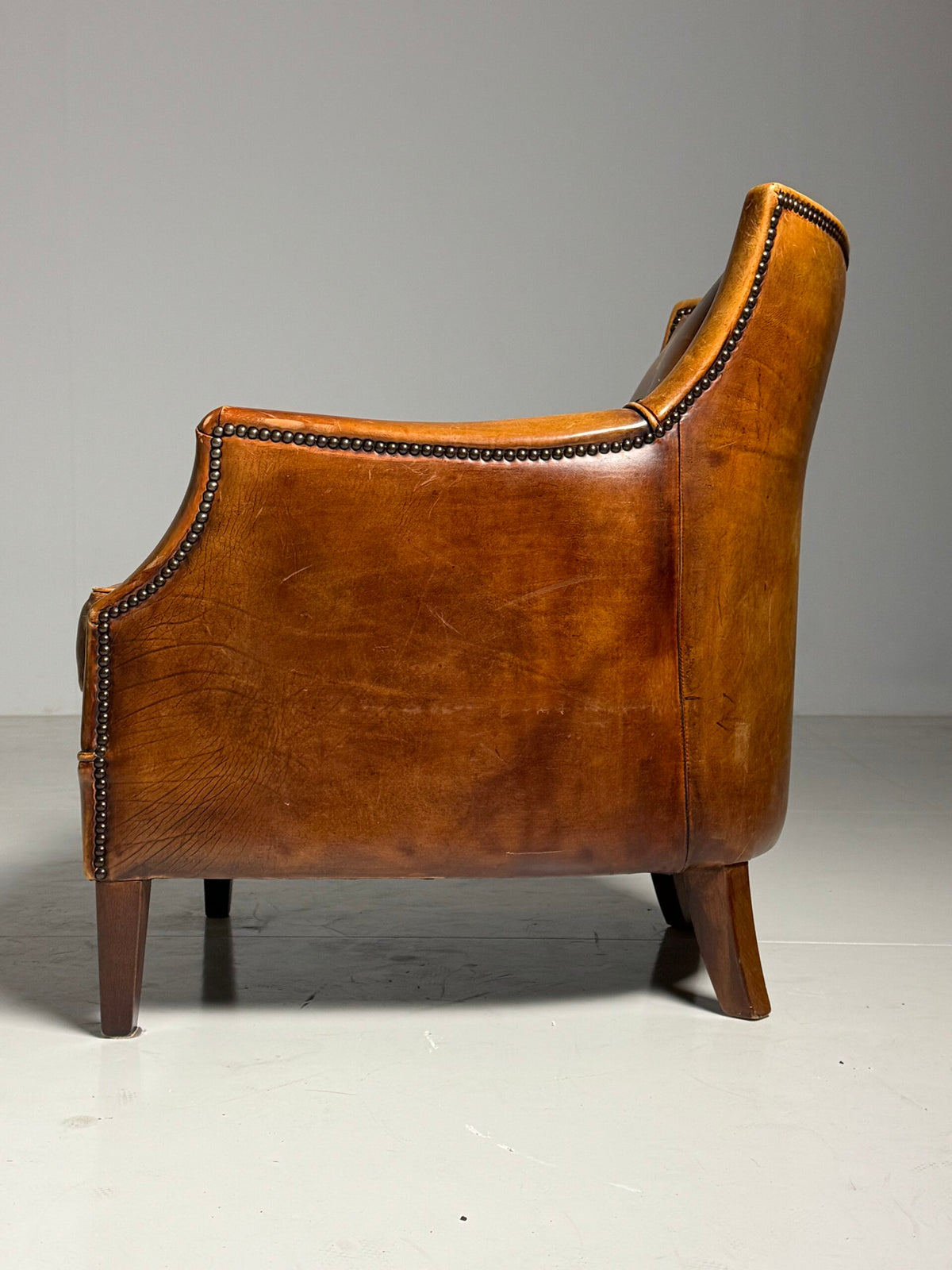 Sheepskin Club Chair in Country House Style, photo 5