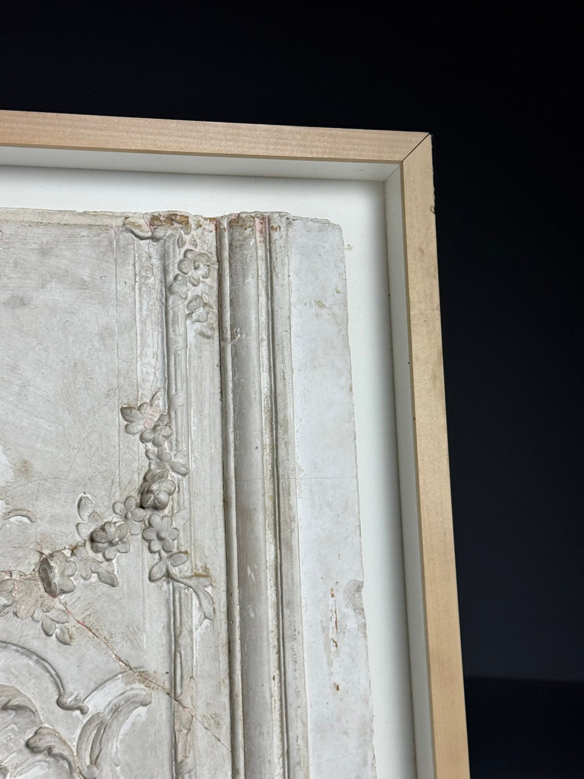 Framed Plaster Ceiling Fragment with Hunting Scene, photo 19