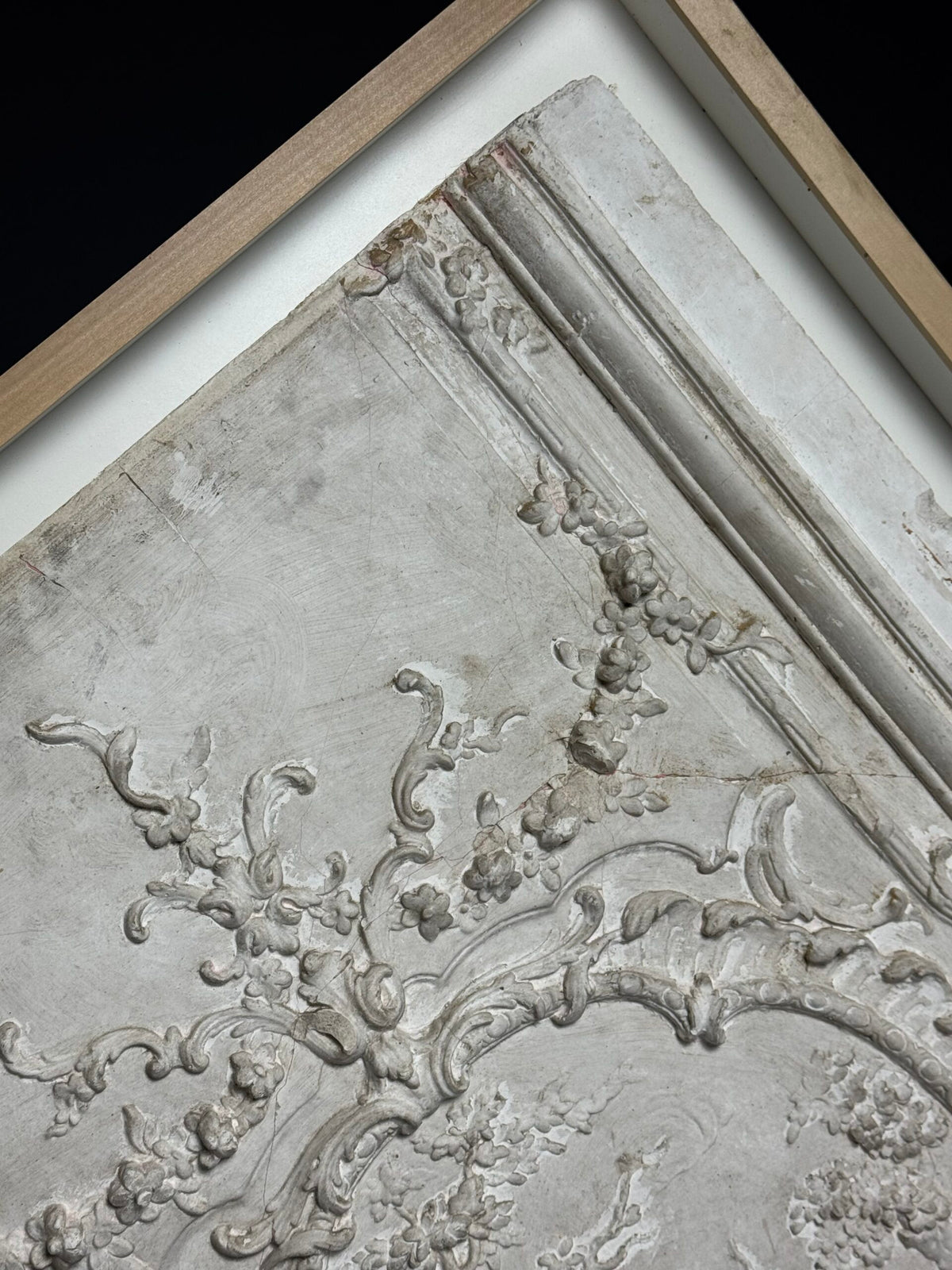 Framed Plaster Ceiling Fragment with Hunting Scene, photo 9