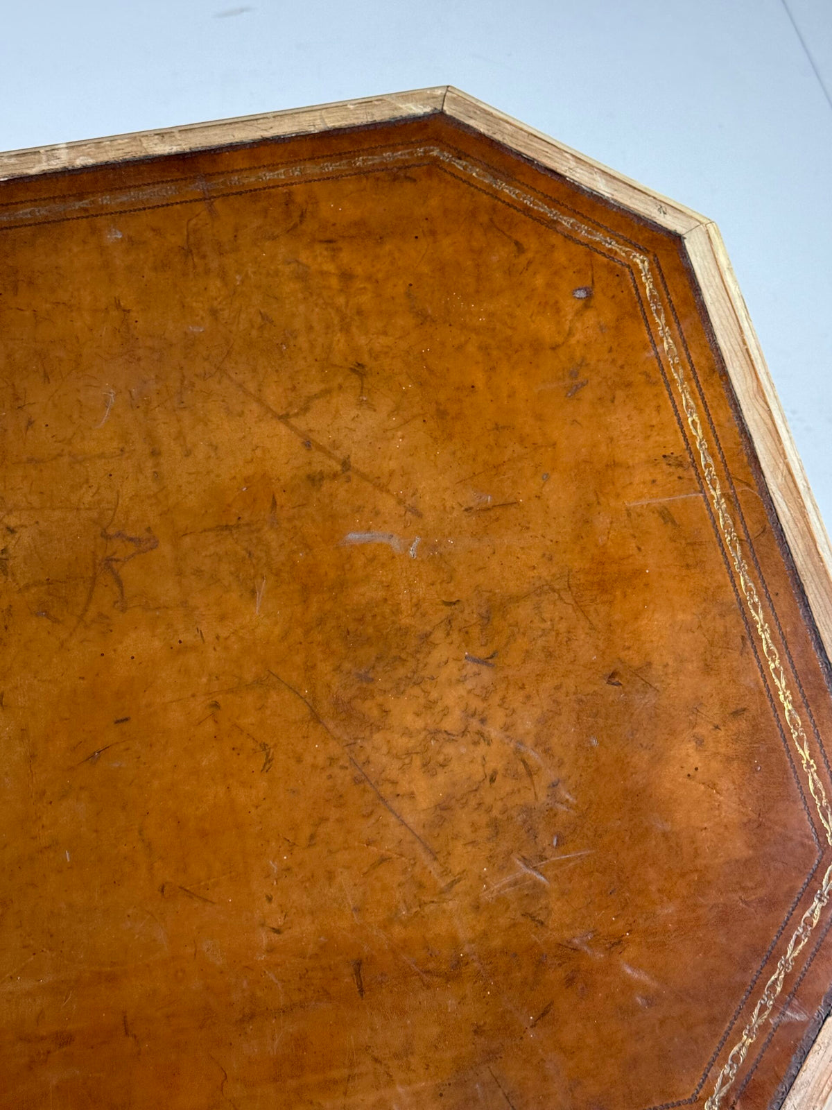 Pair of Classic Shop Display Pieces with Patinated Leather, 20th Century, photo 6