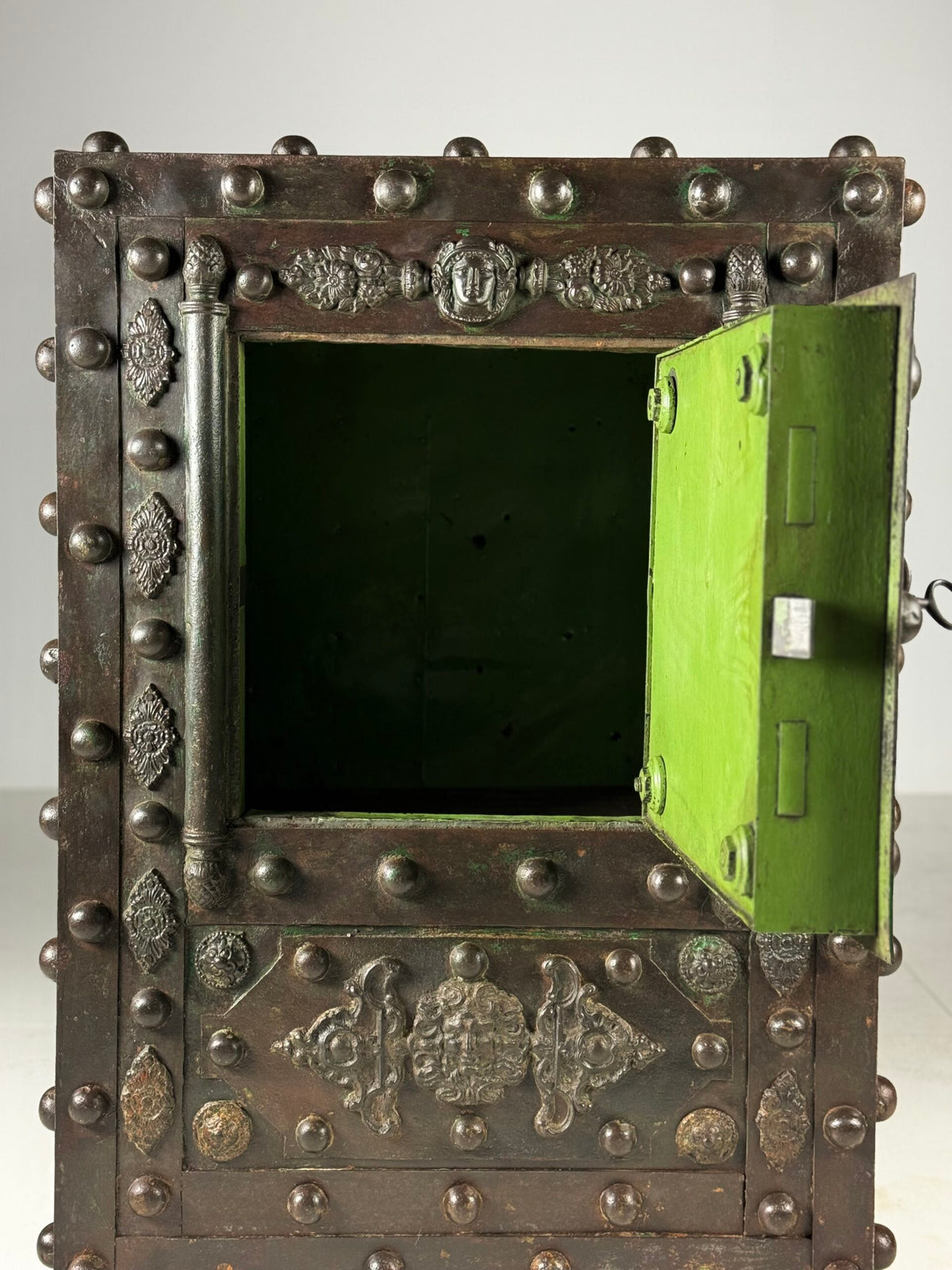 French Hobnail Safe by Magaud de Charf, Marseille, 1850 to 1890, photo 22