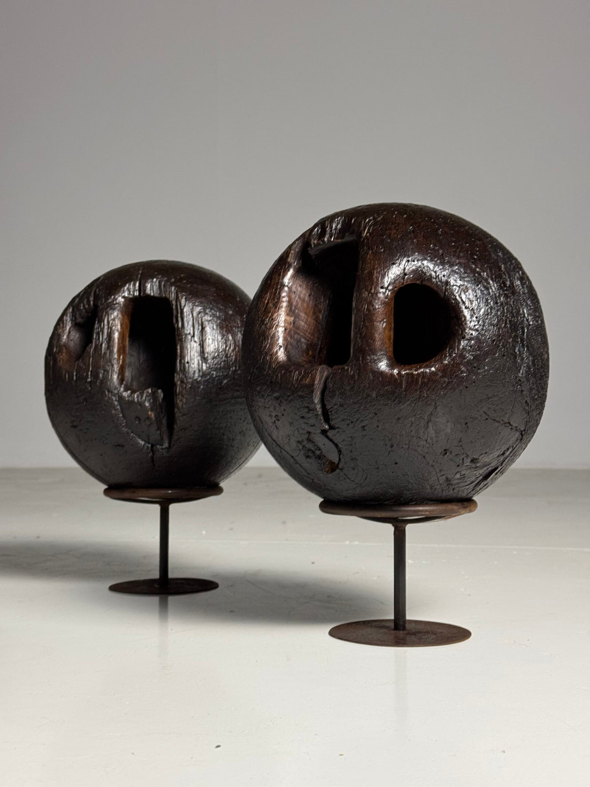Pair of 18th Century Wooden Bowling Balls on Stand, photo 14