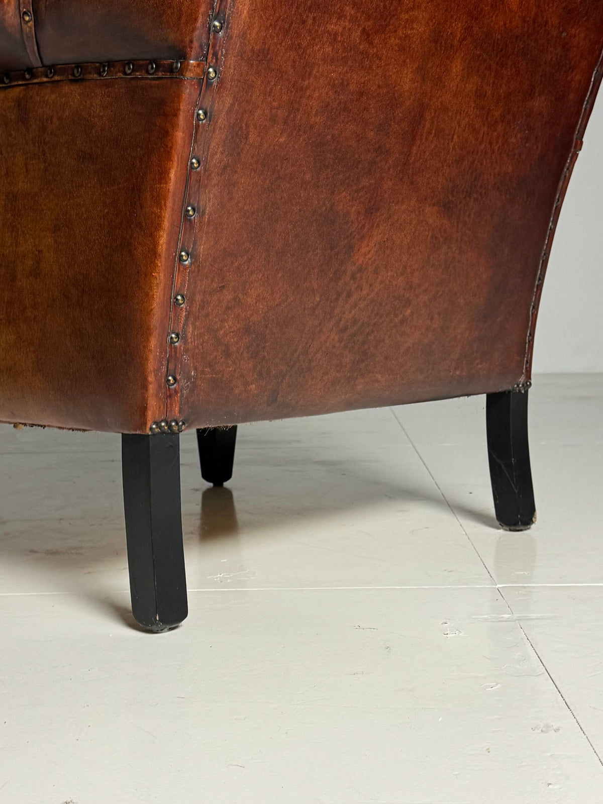 Sheepskin Wingback Club Armchair, photo 2