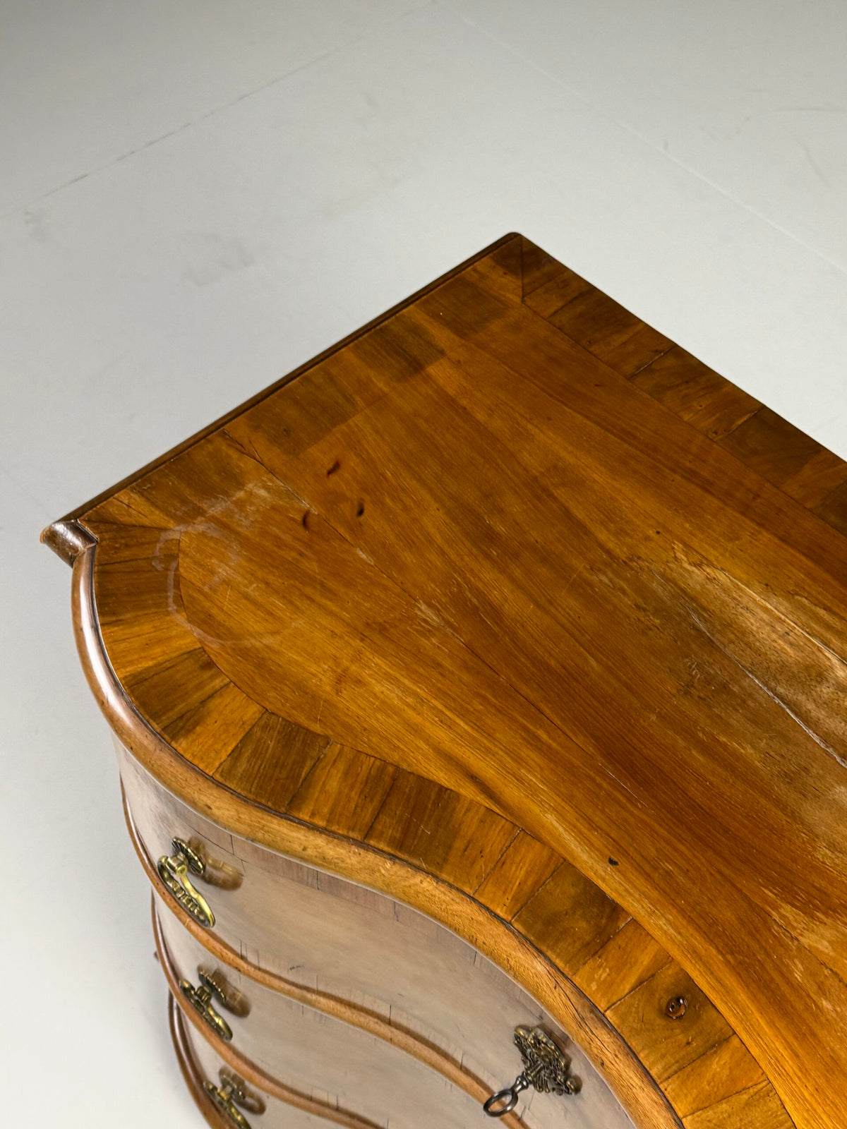 South German Serpentine Chest of Drawers, 18th Century, photo 15