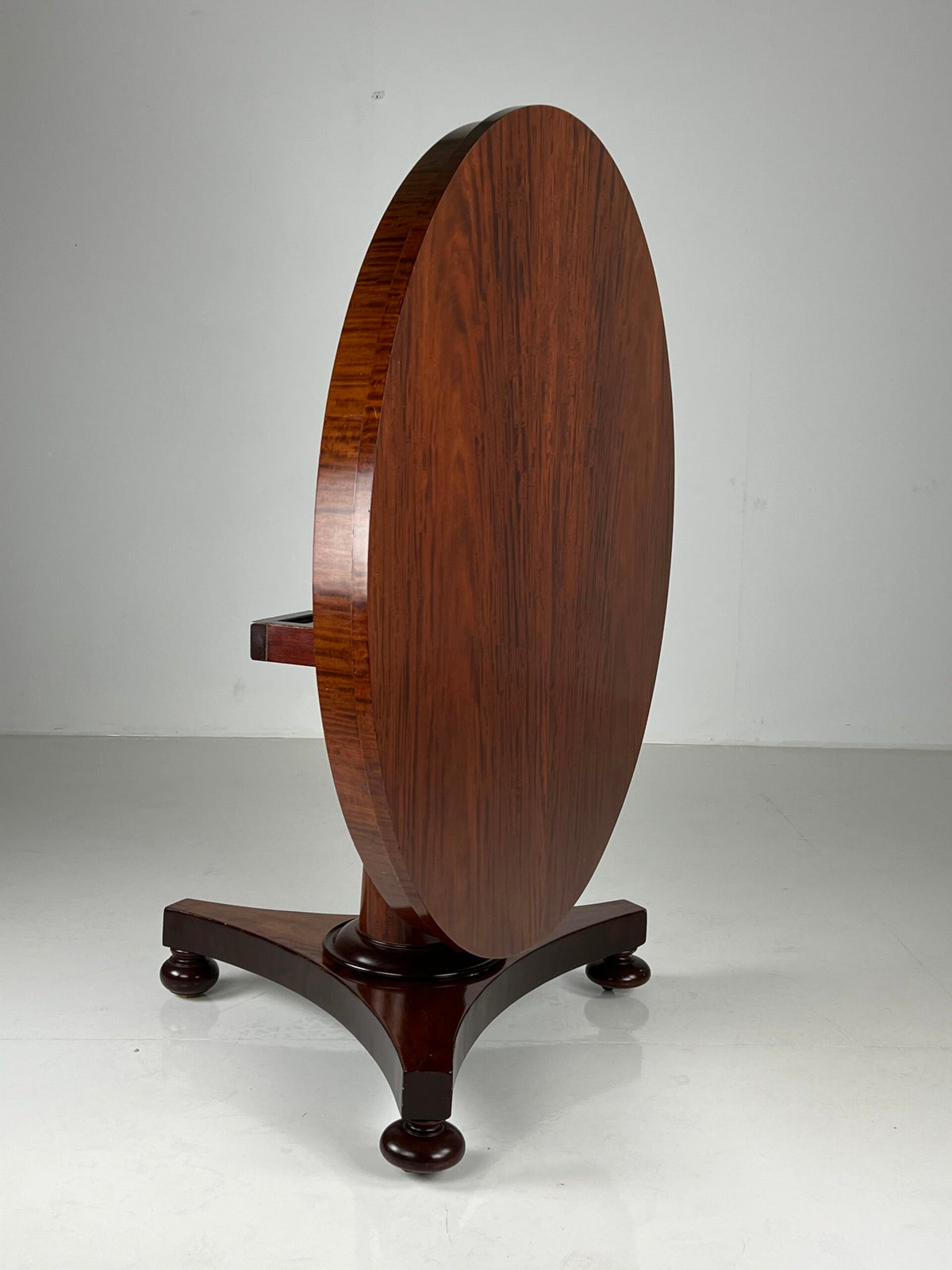 Large Mahogany Tilt Top Center Table, 19th Century, photo 8