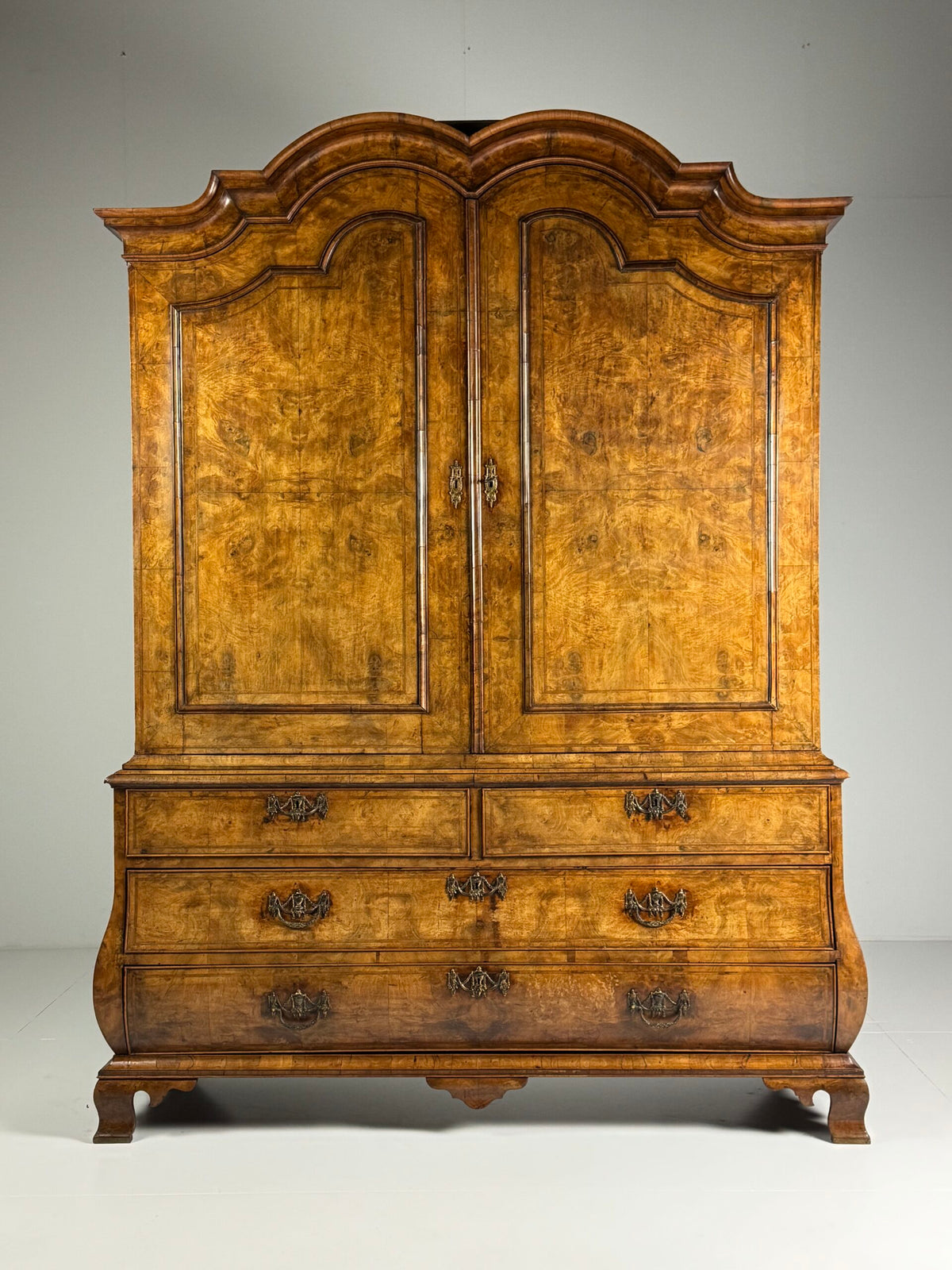 Dutch Burr Walnut Cabinet, 1770 to 1790, photo 4