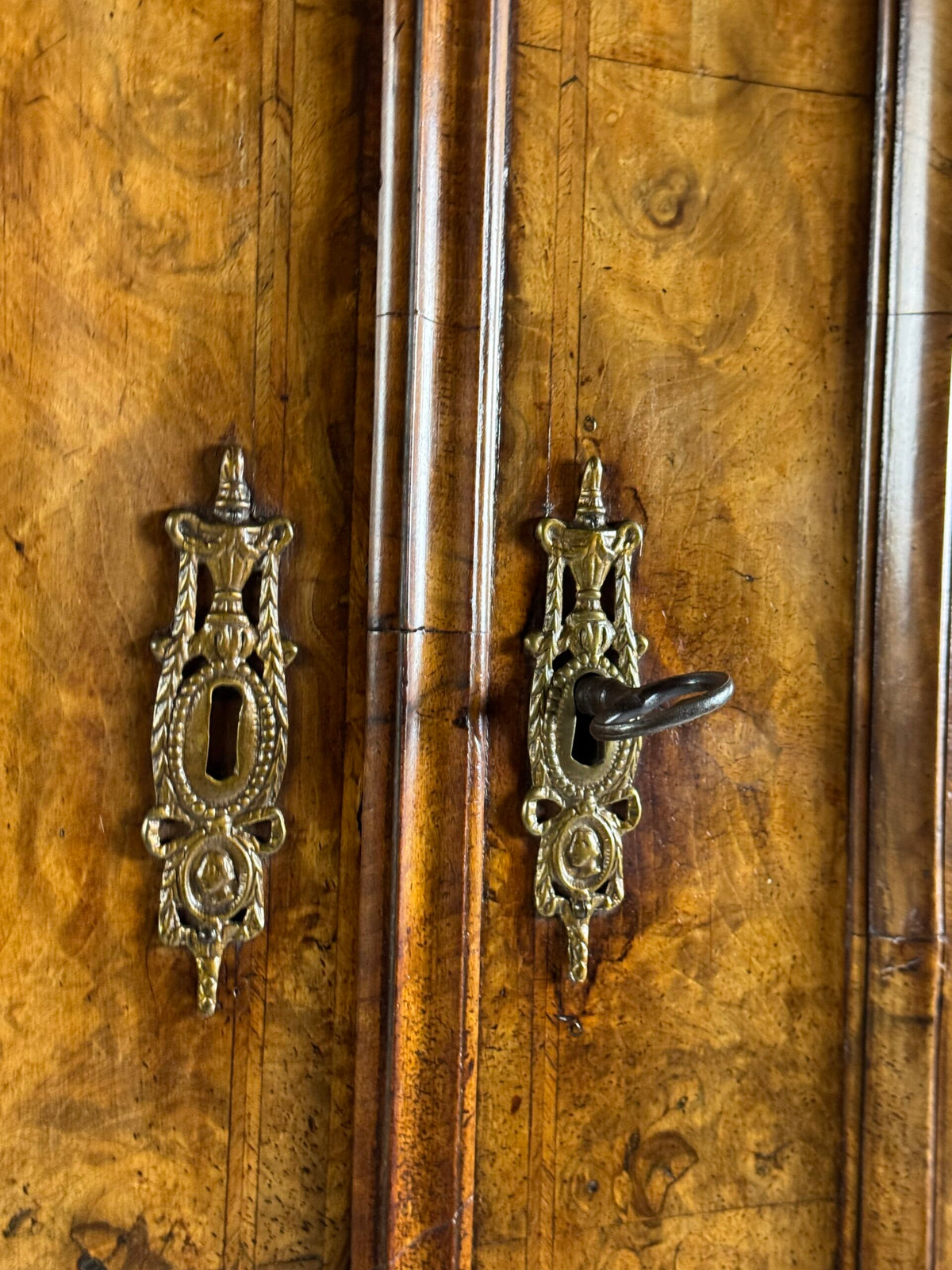 Dutch Burr Walnut Cabinet, 1770 to 1790, photo 29