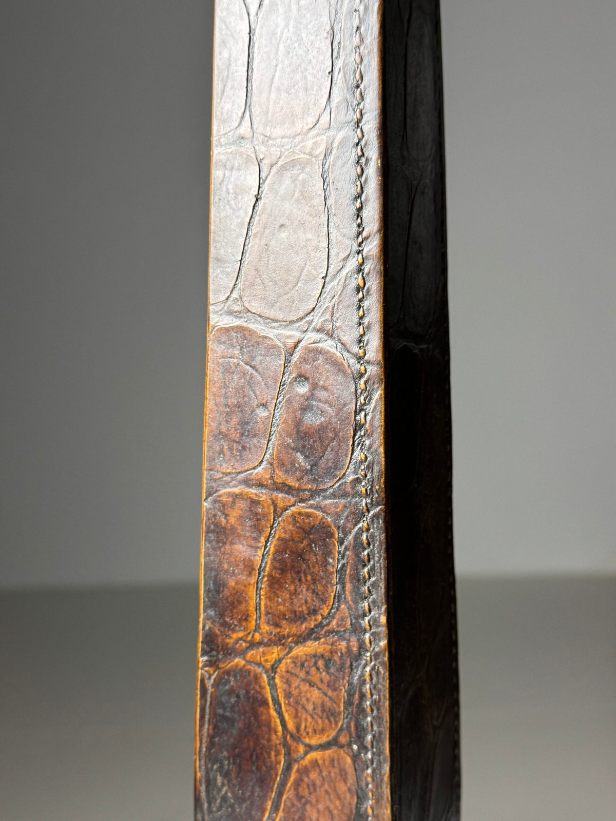 Classical Leather Covered Obelisk Lamp Base, Late 20th Century, photo 5