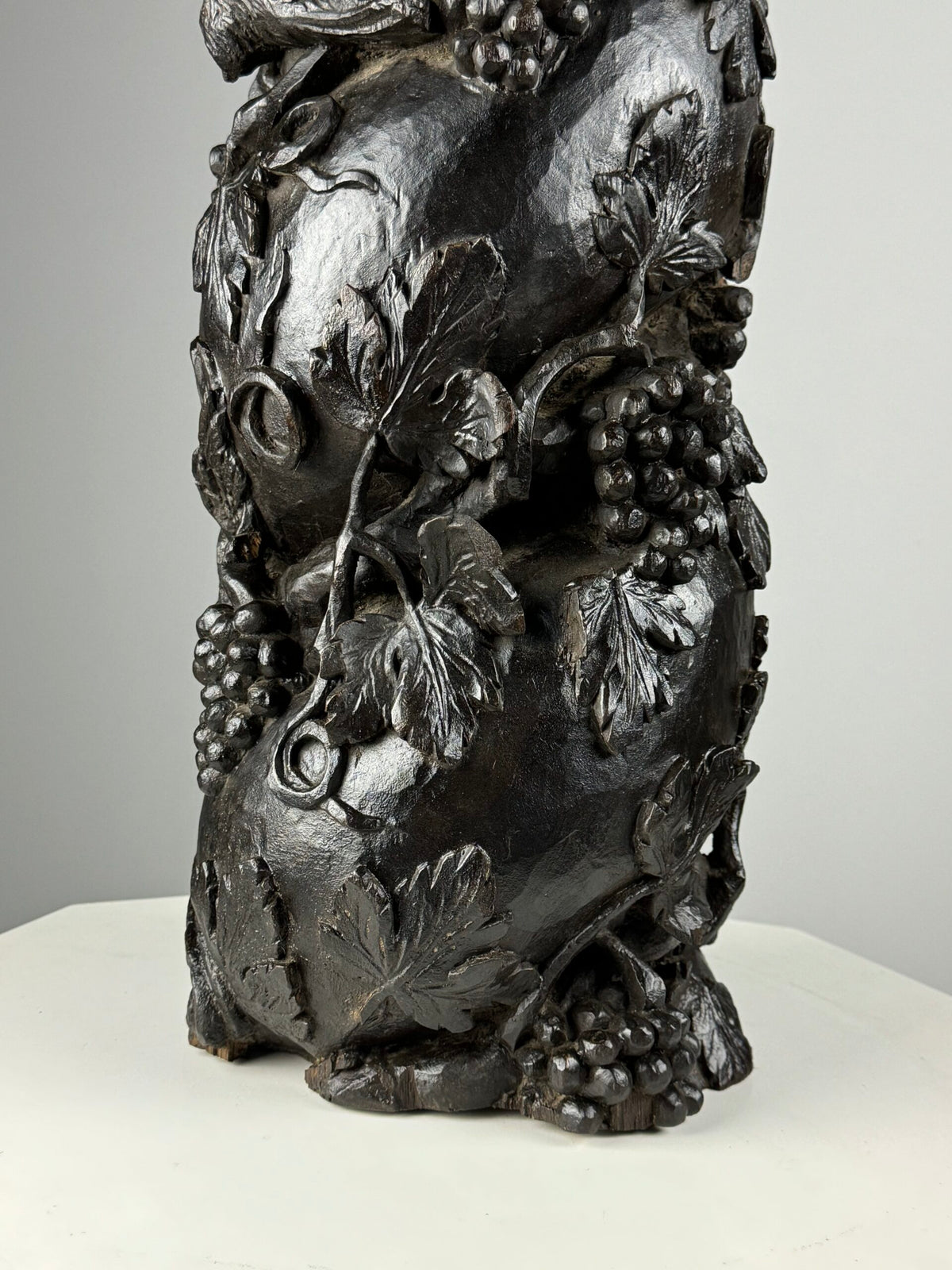 French Hand Carved Column Fragment from an Altar, 18th Century, photo 12