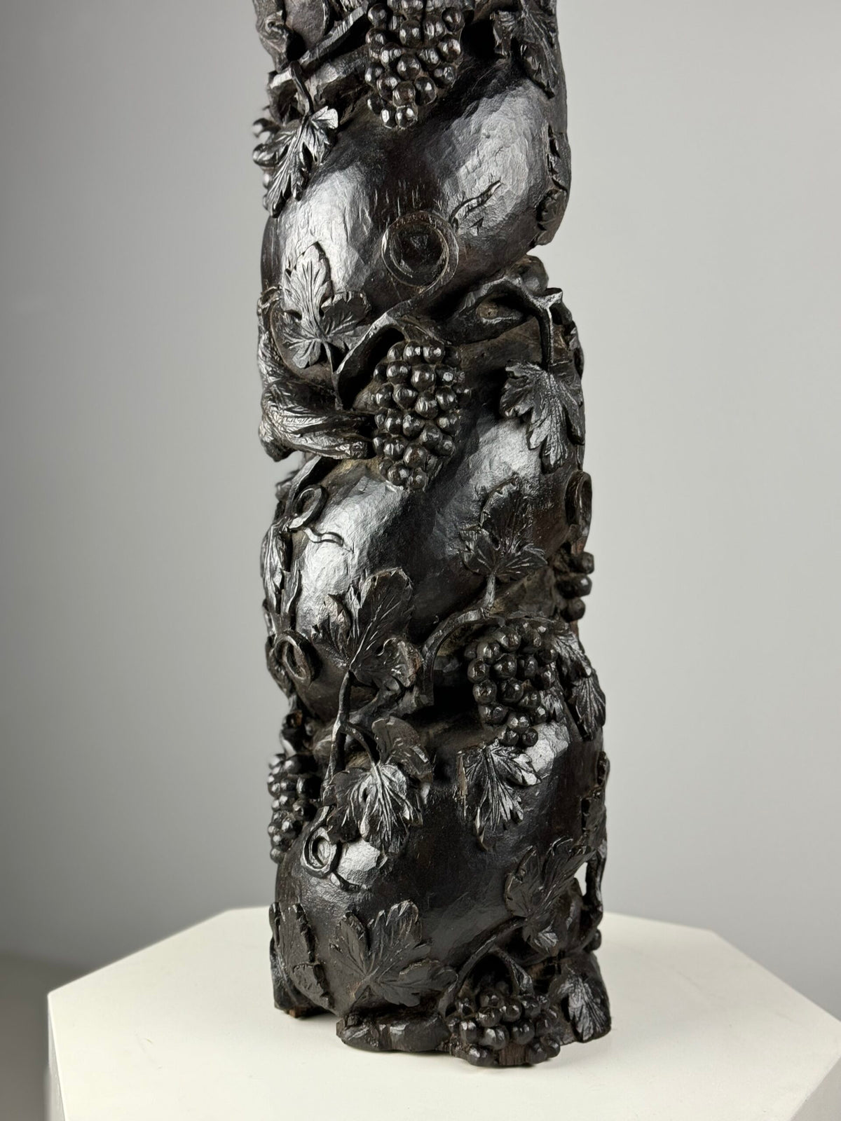 French Hand Carved Column Fragment from an Altar, 18th Century, photo 20