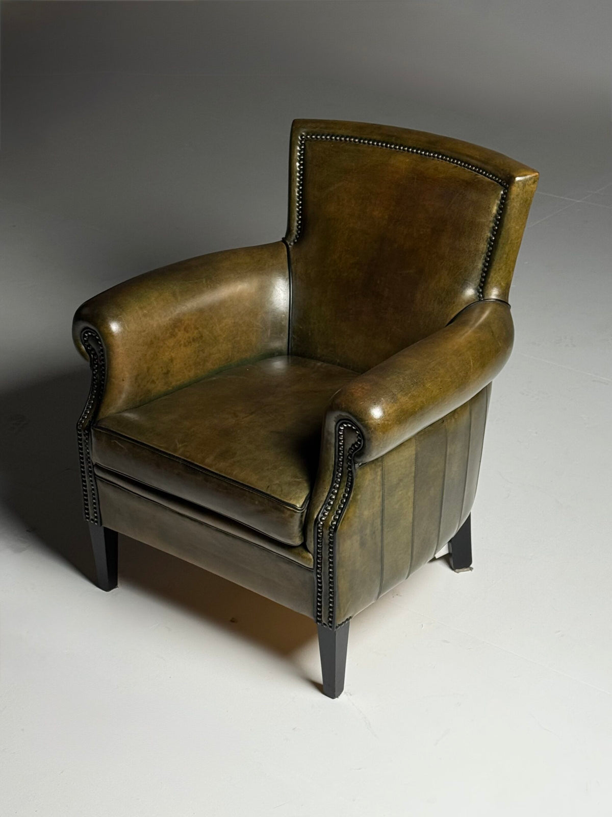 Green Sheepskin Club Armchair, photo 14