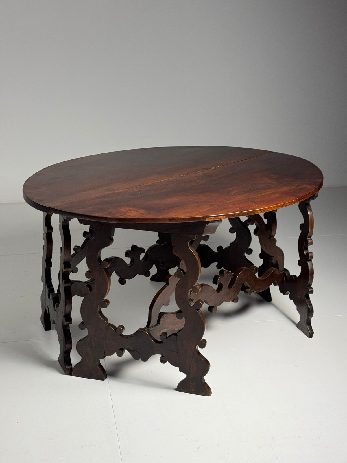 Pair of Italian Walnut Demi Lune Console Tables, 18th Century, photo 7