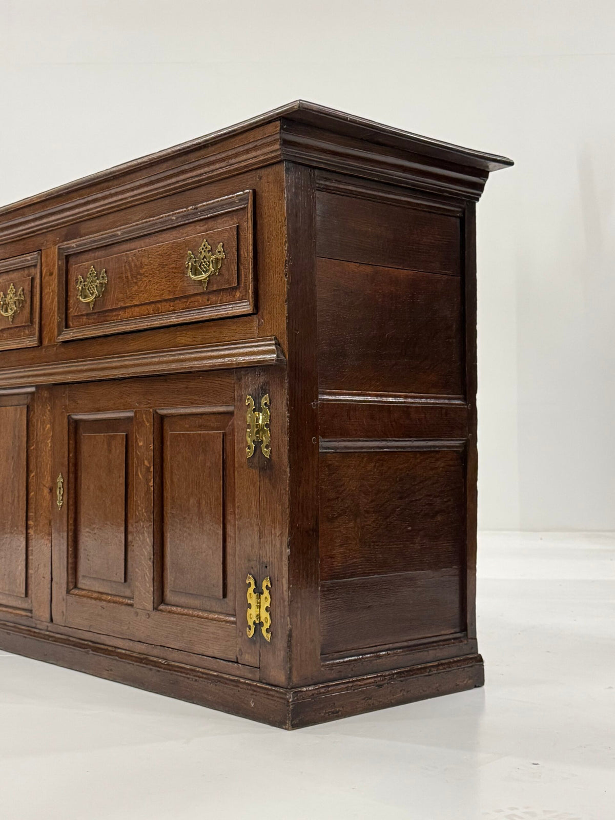 Extra Long English Oak Dresser, c. 1720, 302 cm, photo 5