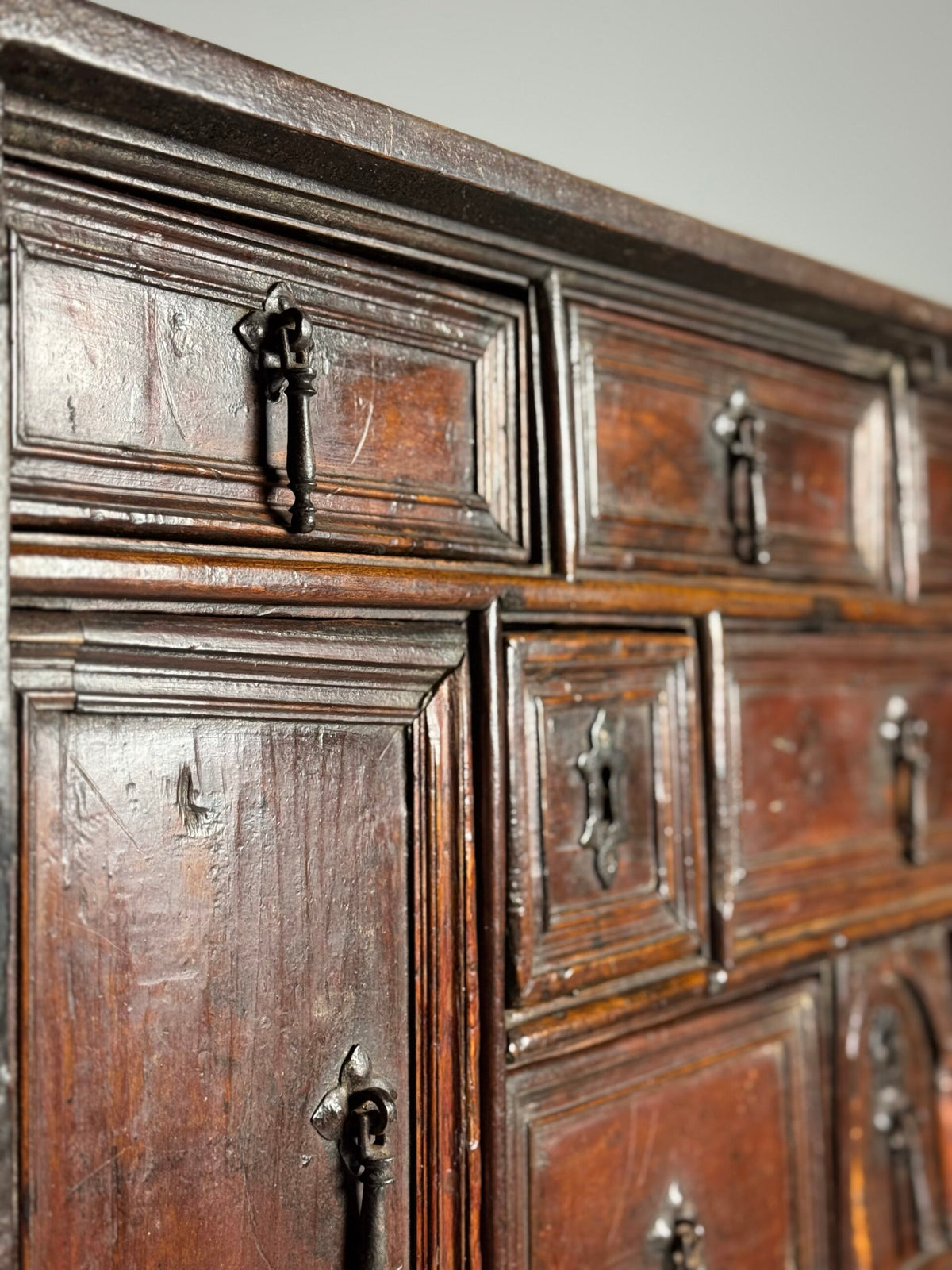 Spanish Walnut Vargueno, c. 1700, photo 2