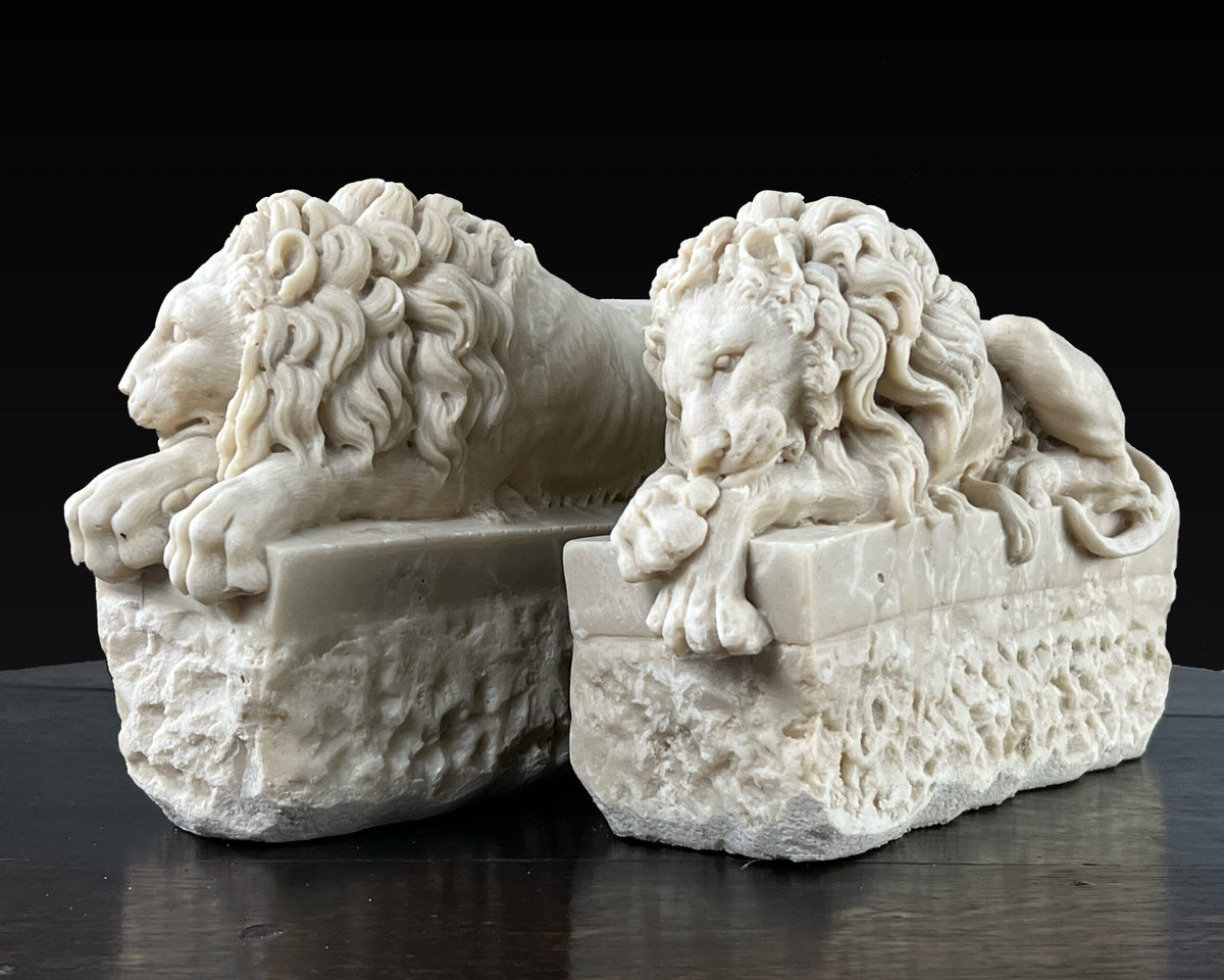 Pair of Marble Dust Canova Lions, Early 20th Century, photo 1