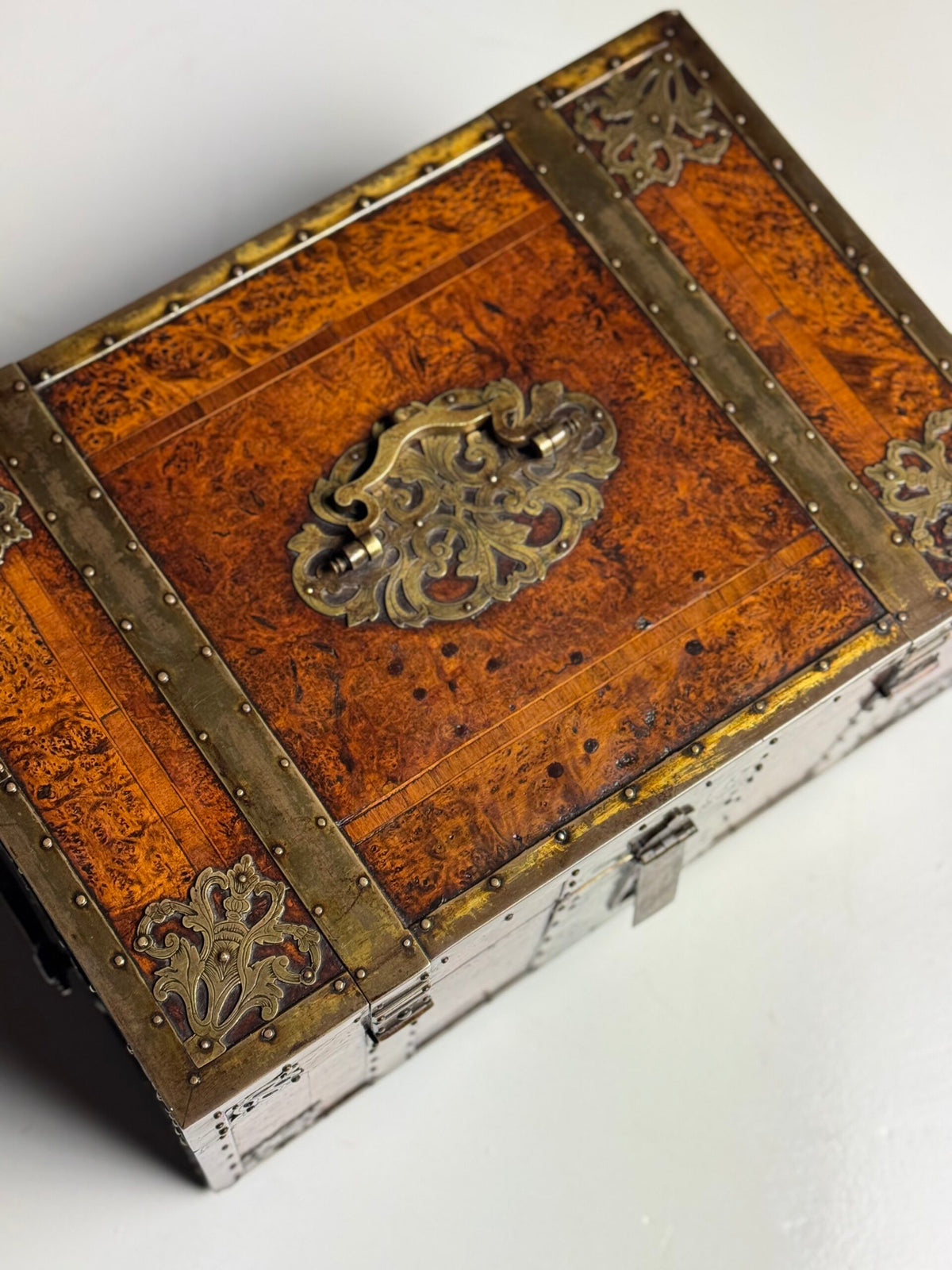 English Strongbox with Asian Interior and Double Bottom, c. 1700, photo 15