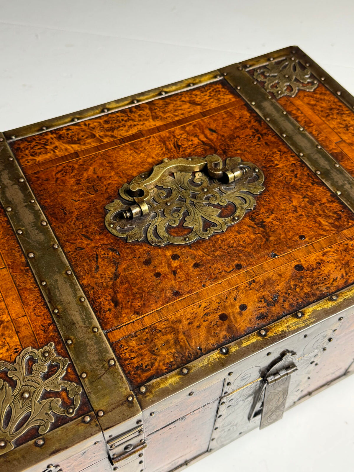 English Strongbox with Asian Interior and Double Bottom, c. 1700, photo 3