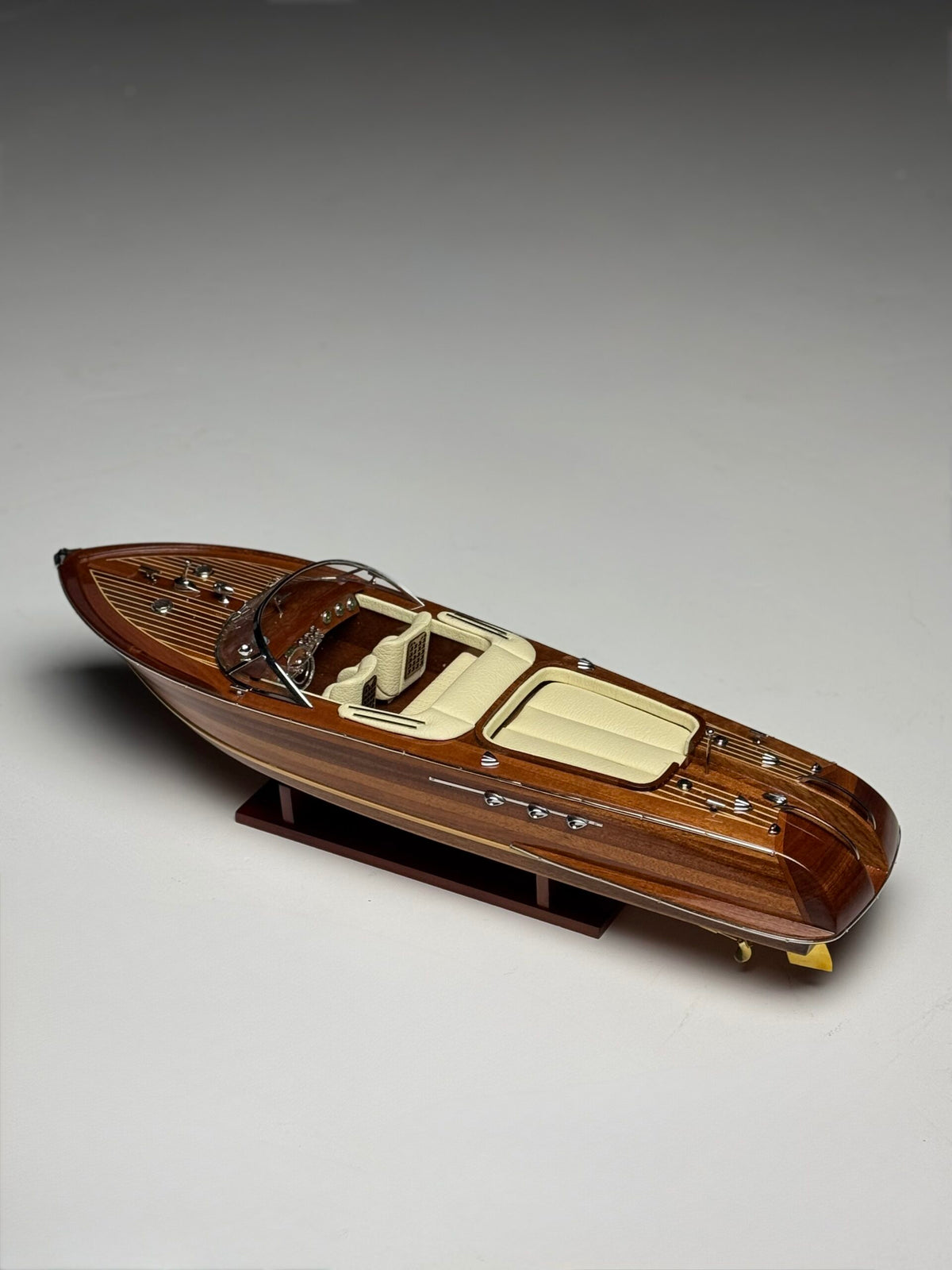 Riva Aquarama Scale Model Boat, 1:12, photo 22