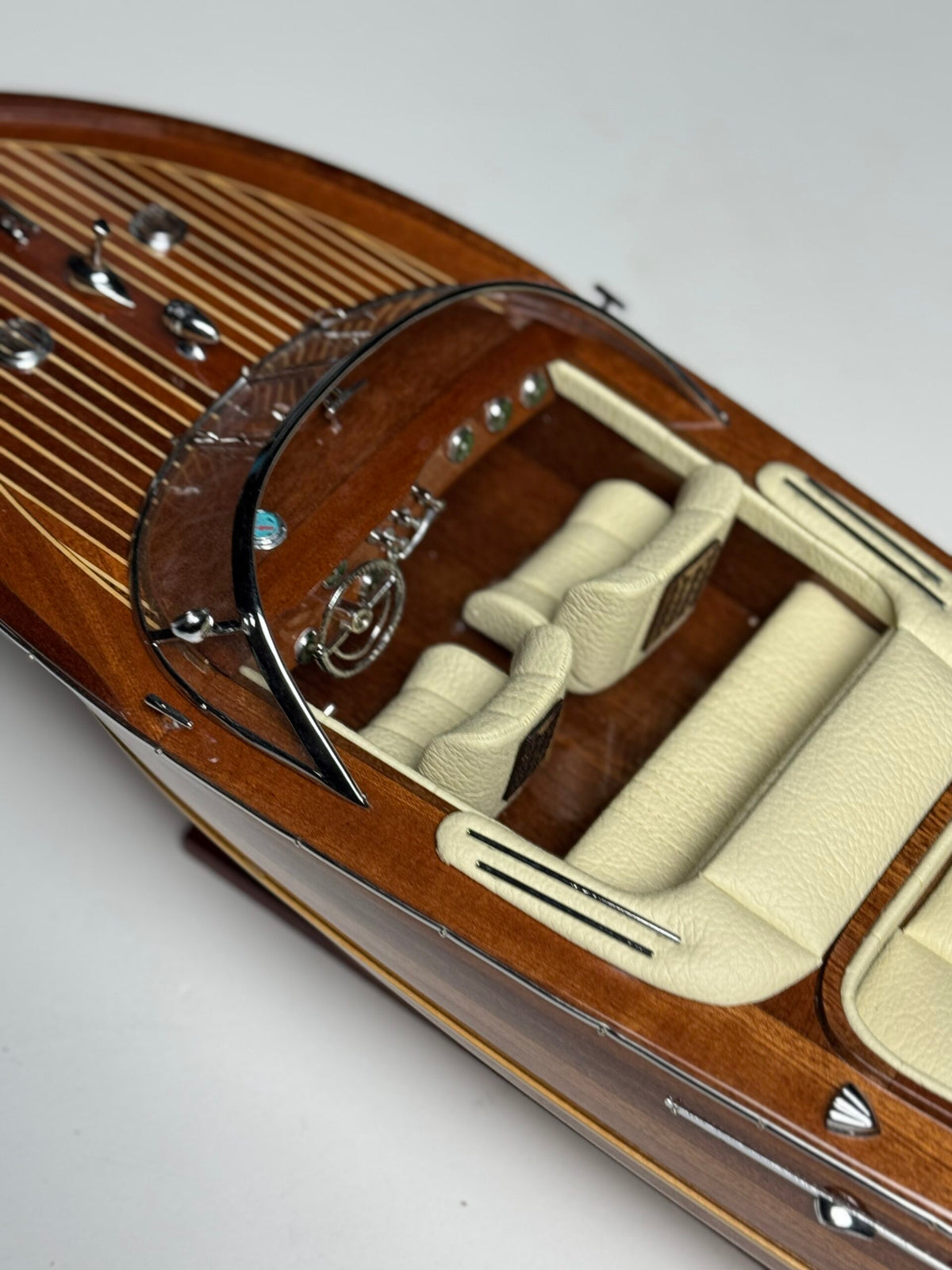 Riva Aquarama Scale Model Boat, 1:12, photo 11